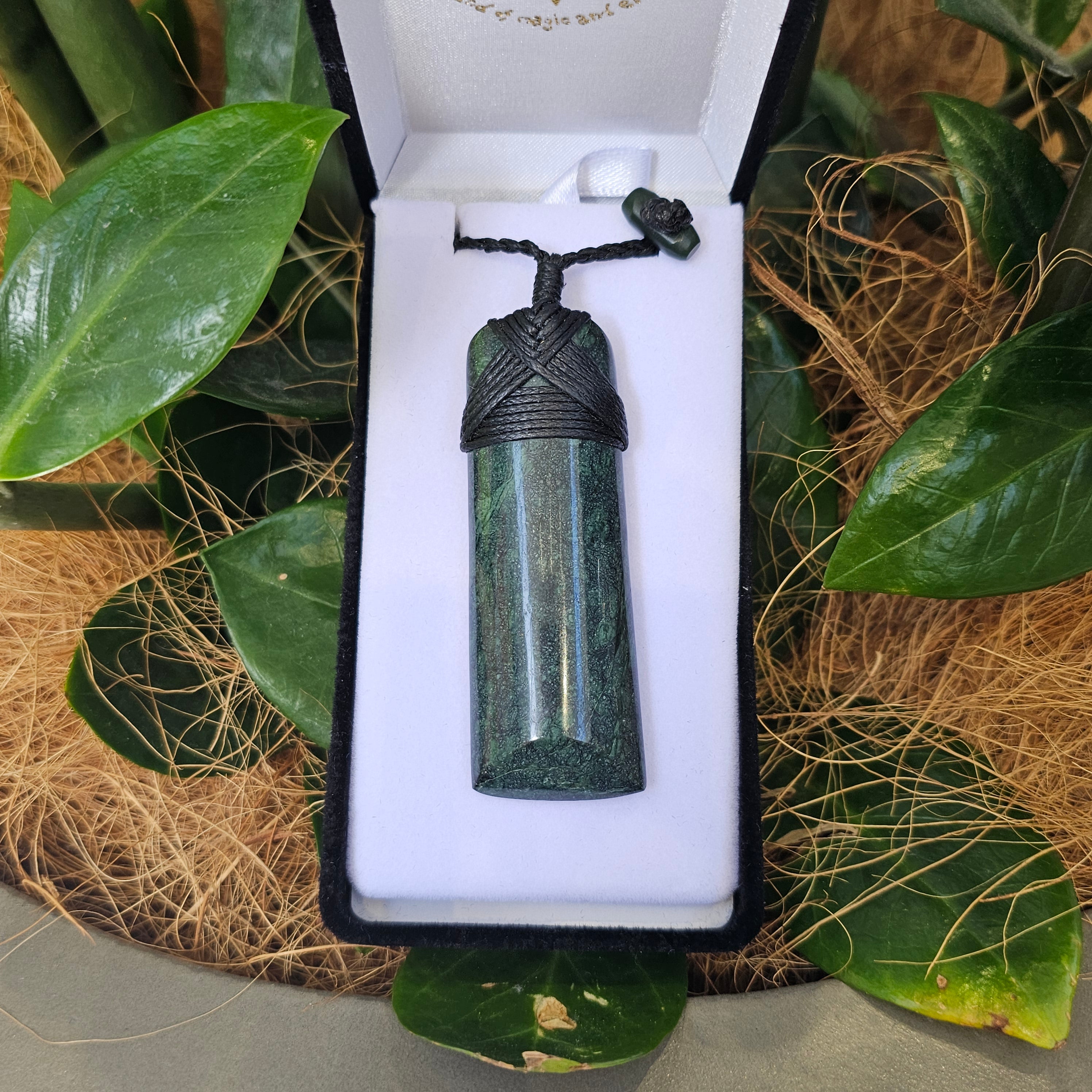 Greenstone (Pounamu) Toki Pendant