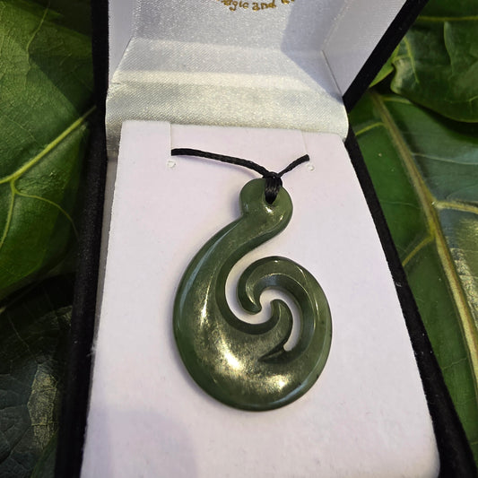 Open Koru Greenstone Pendant 35 mm - Rivendell Shop