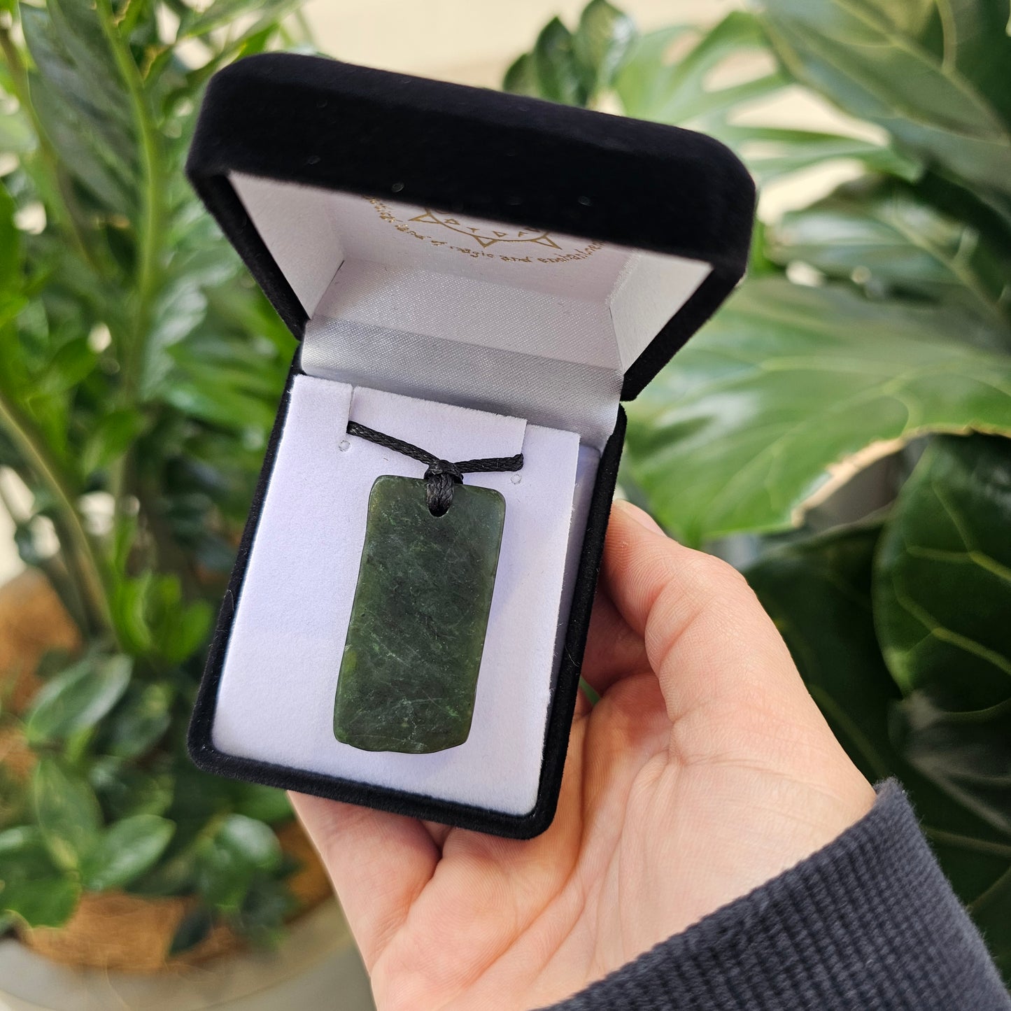 Pounamu (Greenstone) Pendant - Rivendell Shop