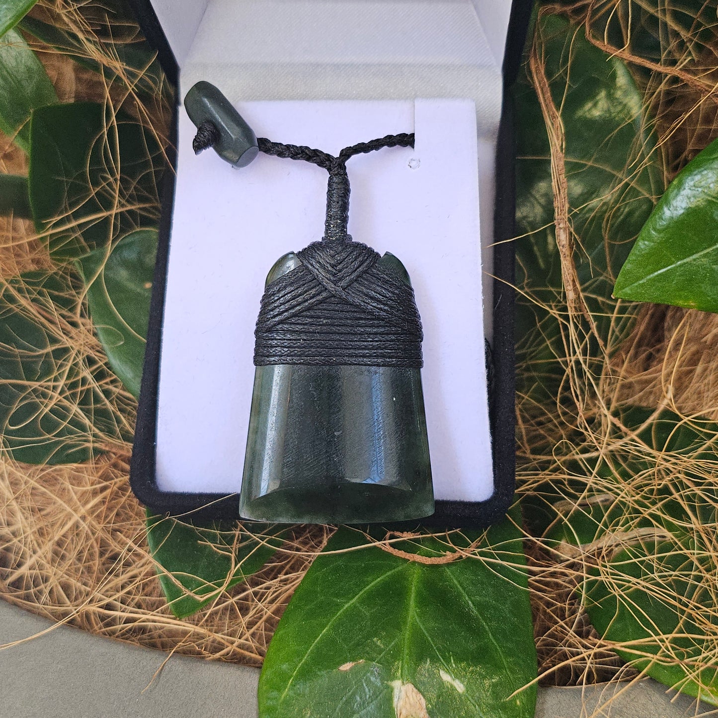 Greenstone (Pounamu) Toki - Rivendell Shop