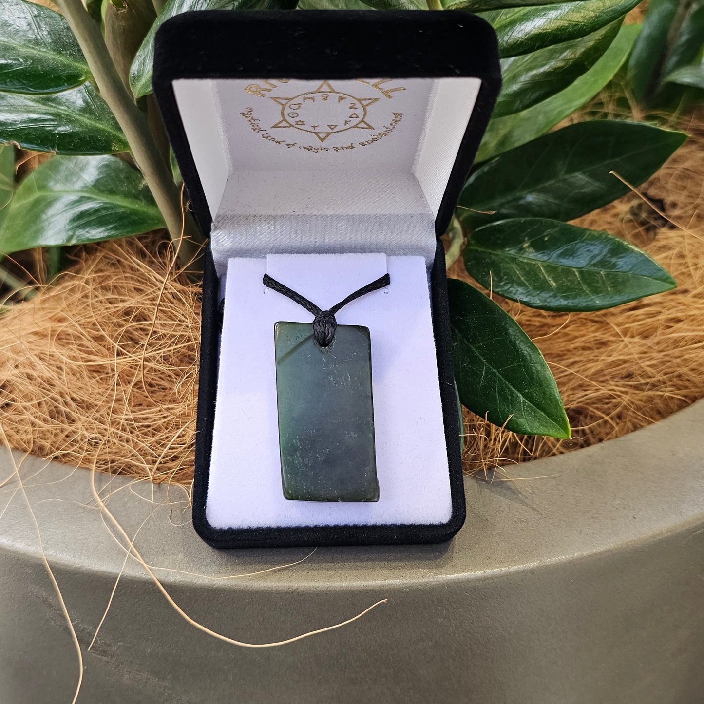 Pounamu (Greenstone) Pendant - Rivendell Shop