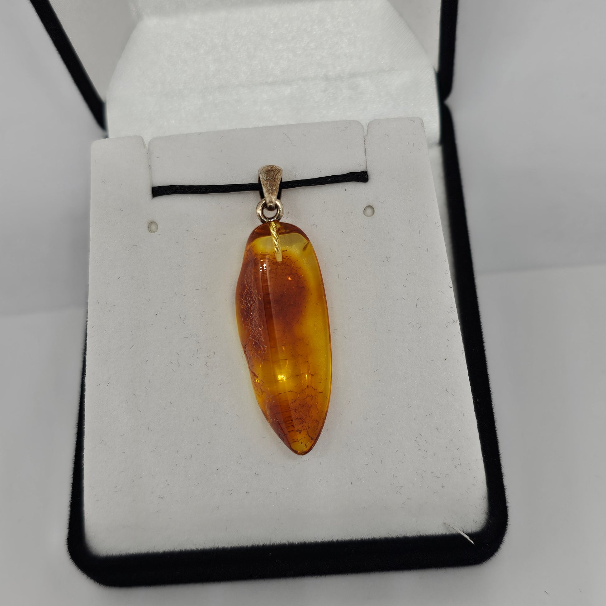 Amber Pendant - Rivendell Shop