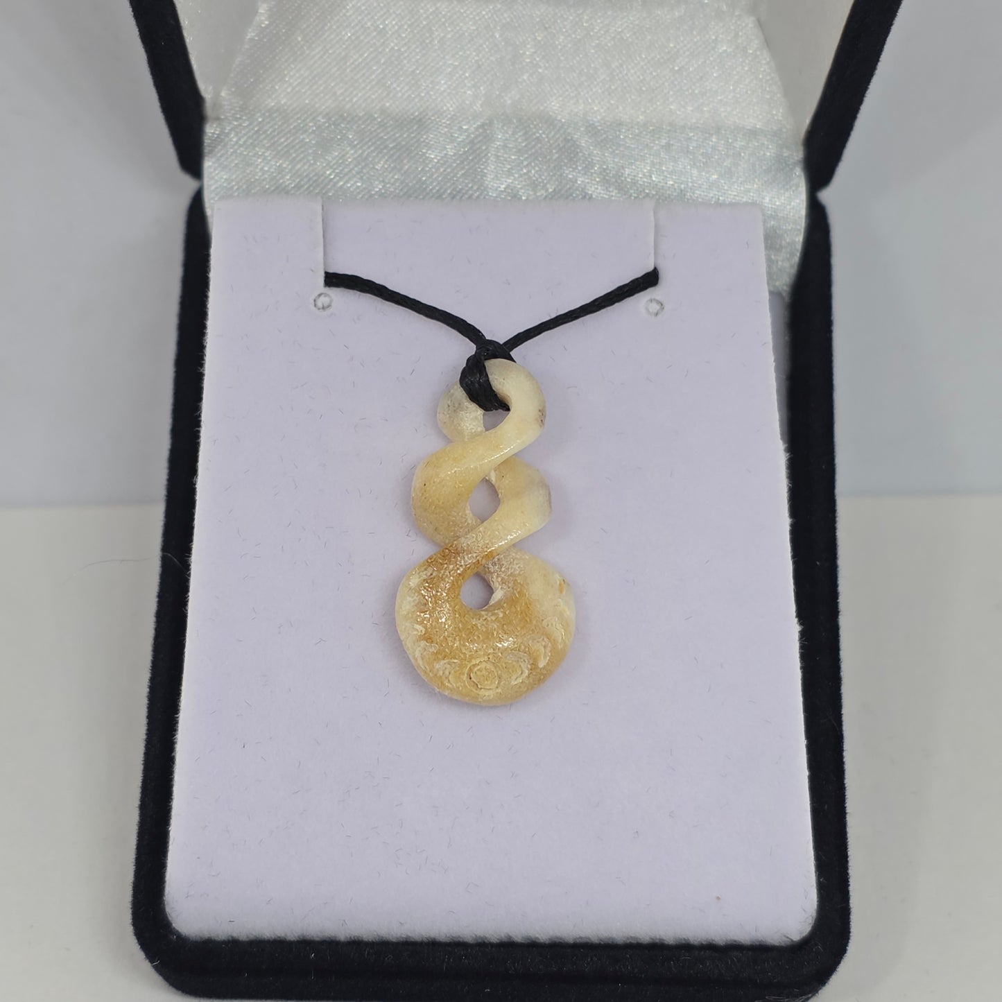 Whale bone - triple twist - Rivendell Shop