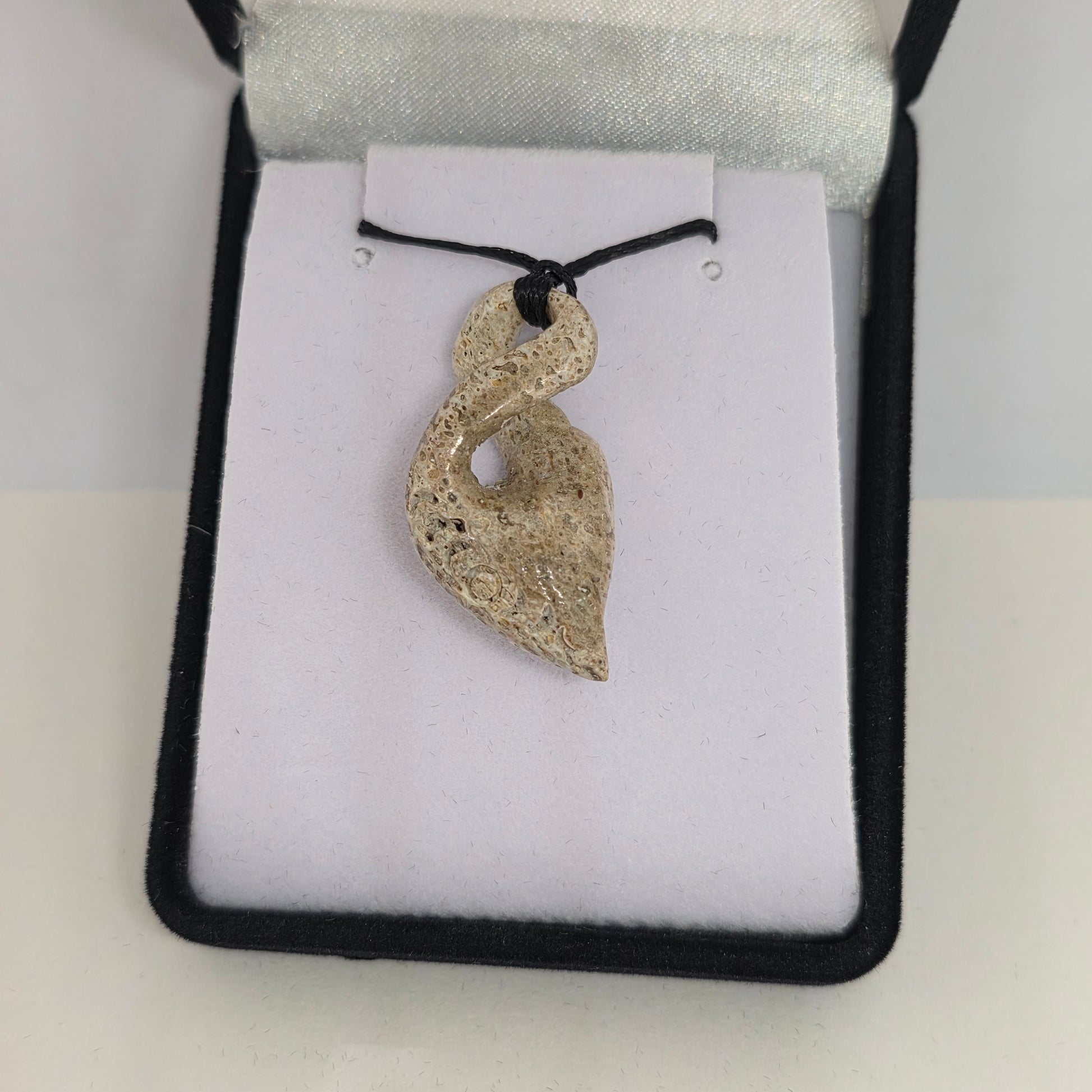 Whale bone - twist - Rivendell Shop