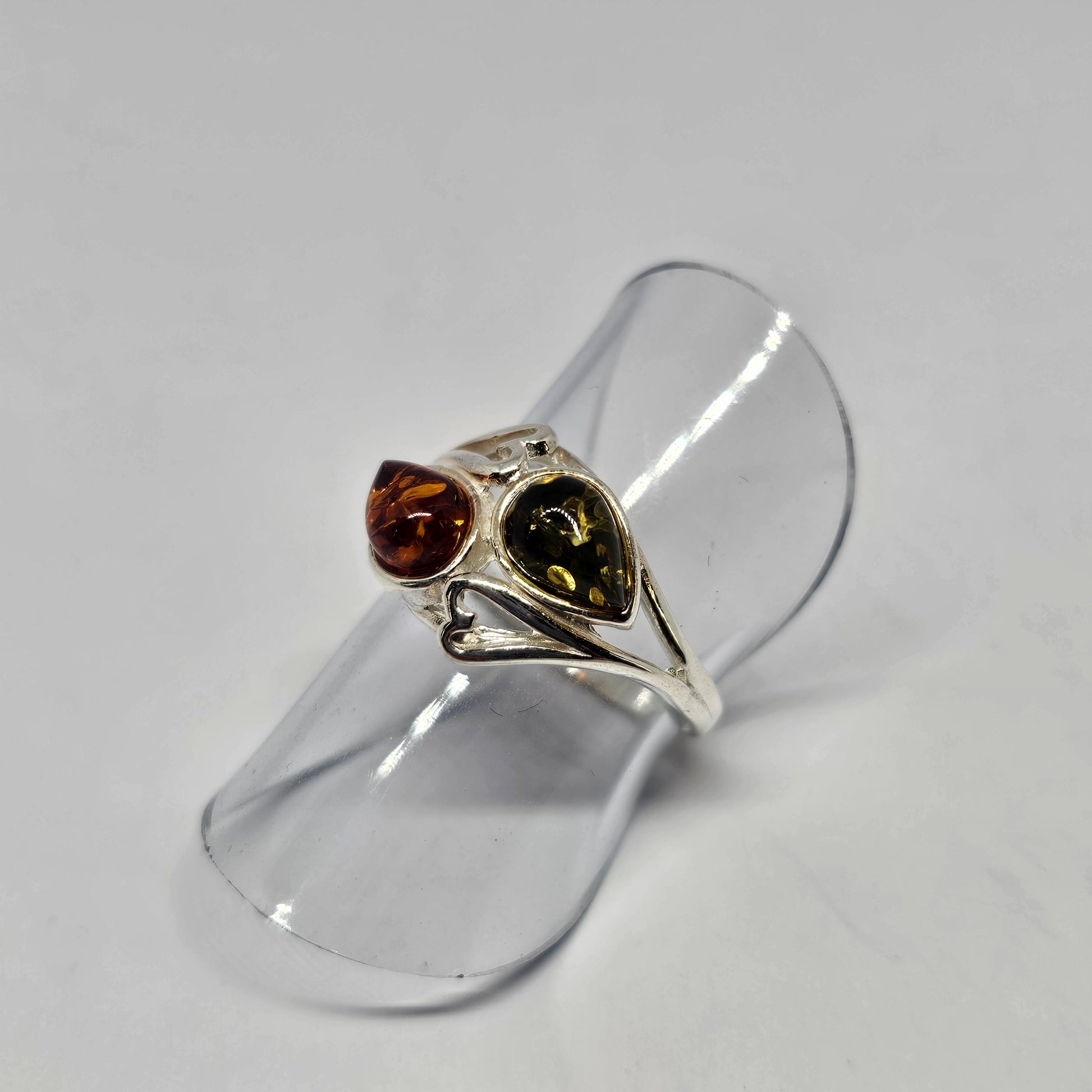 Amber Sterling Silver Heart Detail Ring - Rivendell Shop