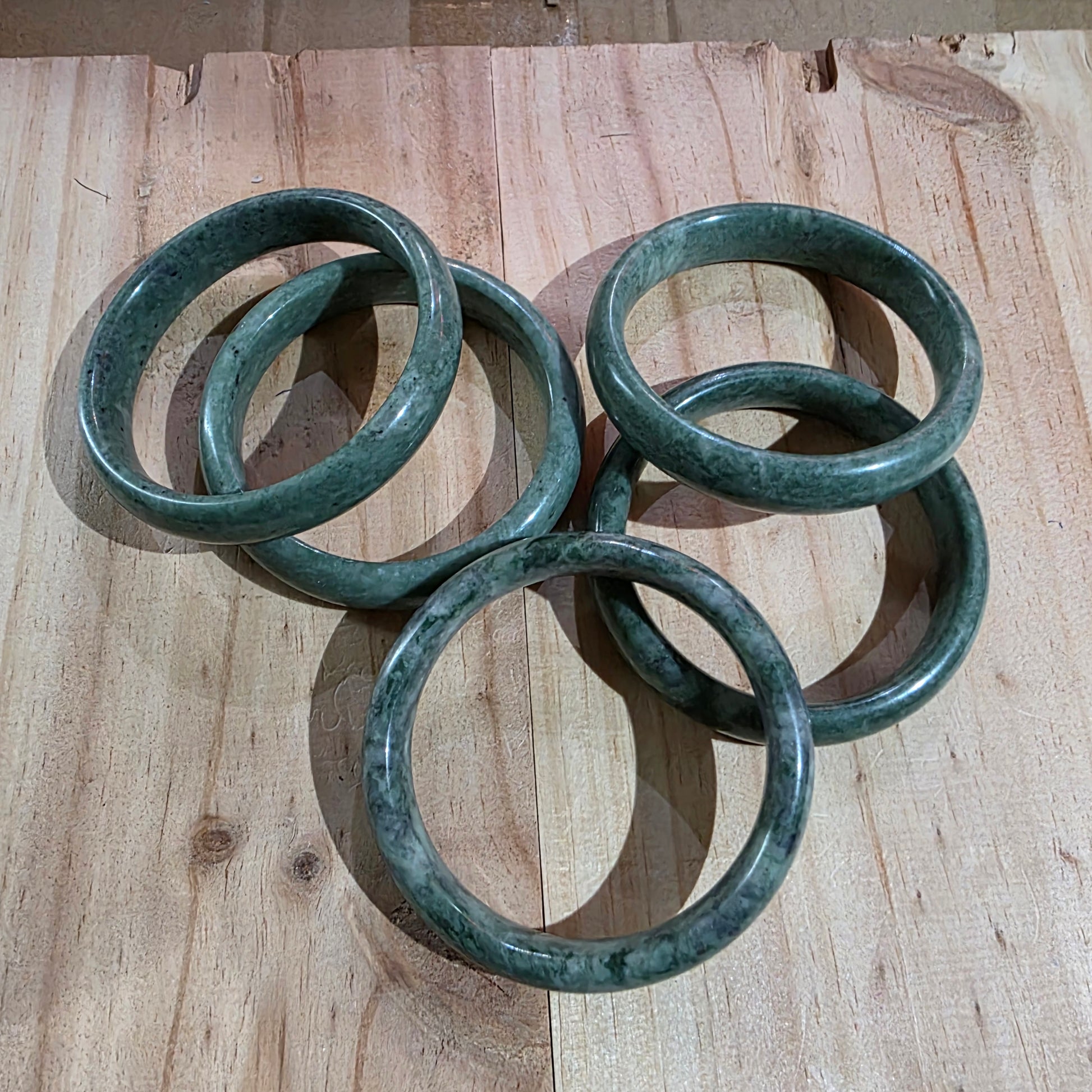Green Jade Bangle - Rivendell Shop