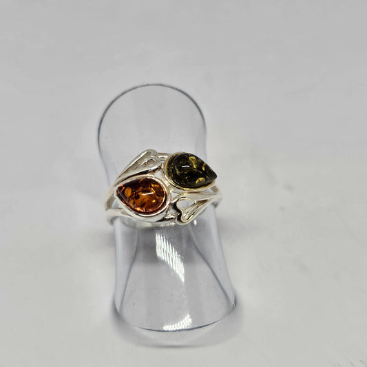 Amber Sterling Silver Heart Detail Ring - Rivendell Shop