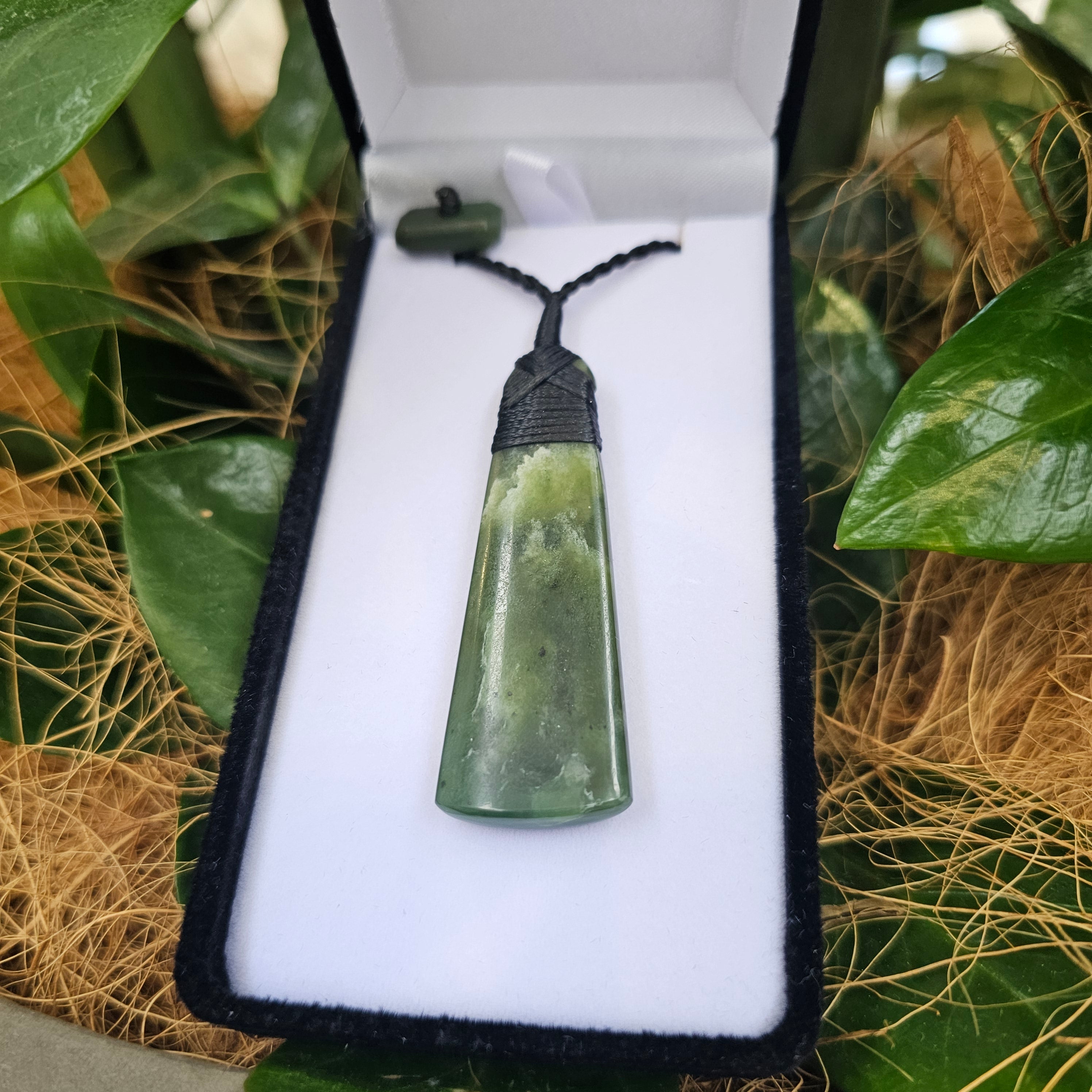 Greenstone (Pounamu) Rounded Toki Pendant