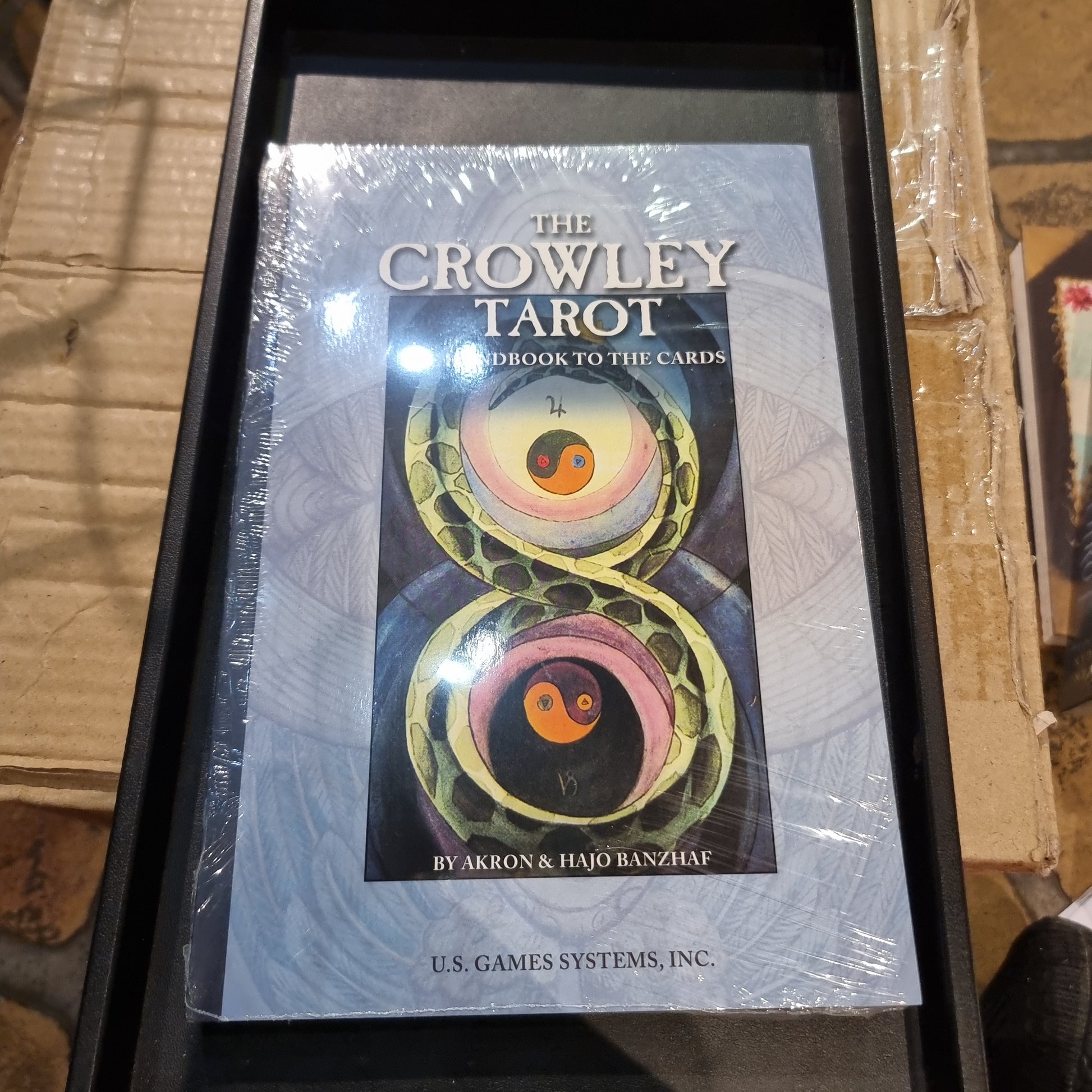 Crowley tarot handbook - Rivendell Shop
