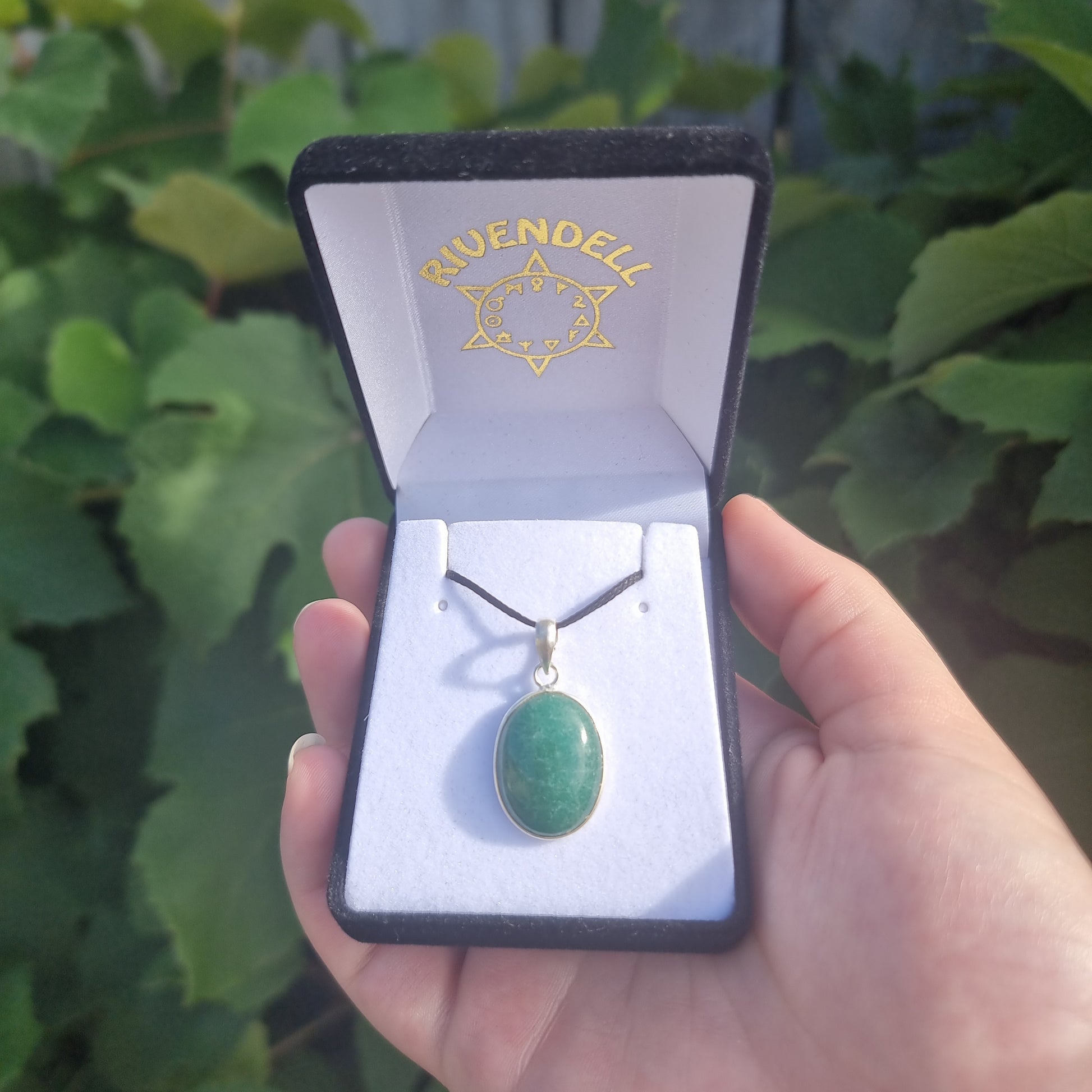 Emerald pendants - Rivendell Shop