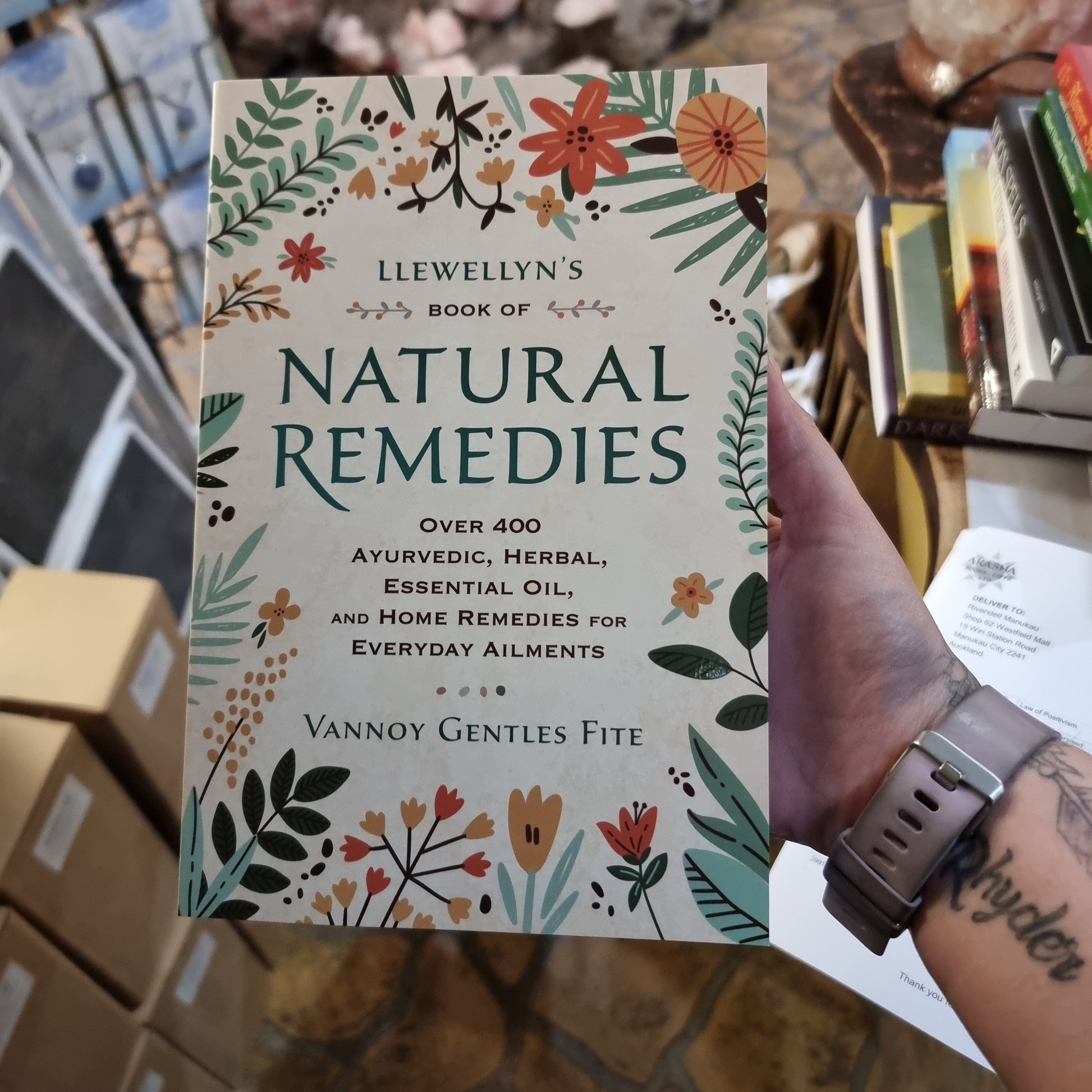 Llewellyns book of natural remedies - Rivendell Shop
