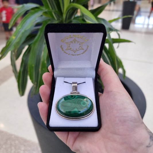 Malachite pendant - Rivendell Shop