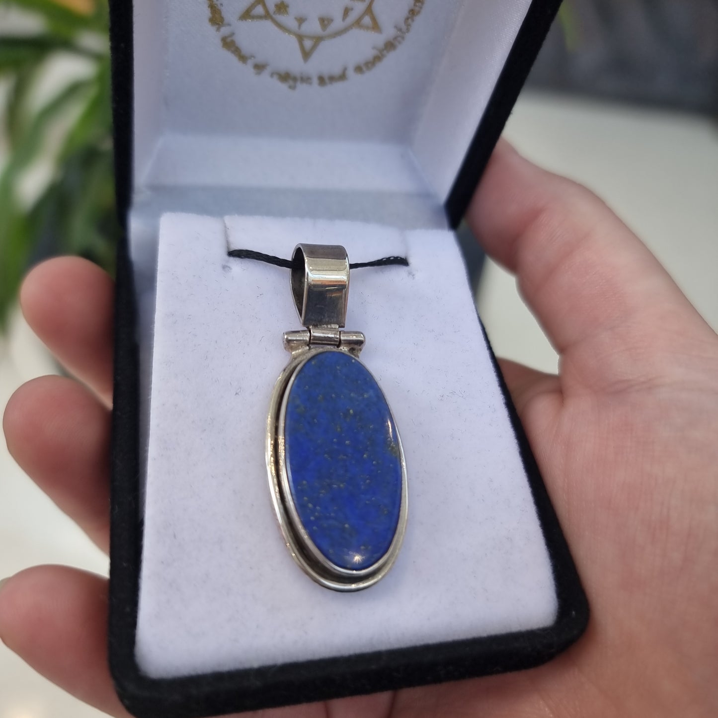 Lapis lazuli pendant - Rivendell Shop
