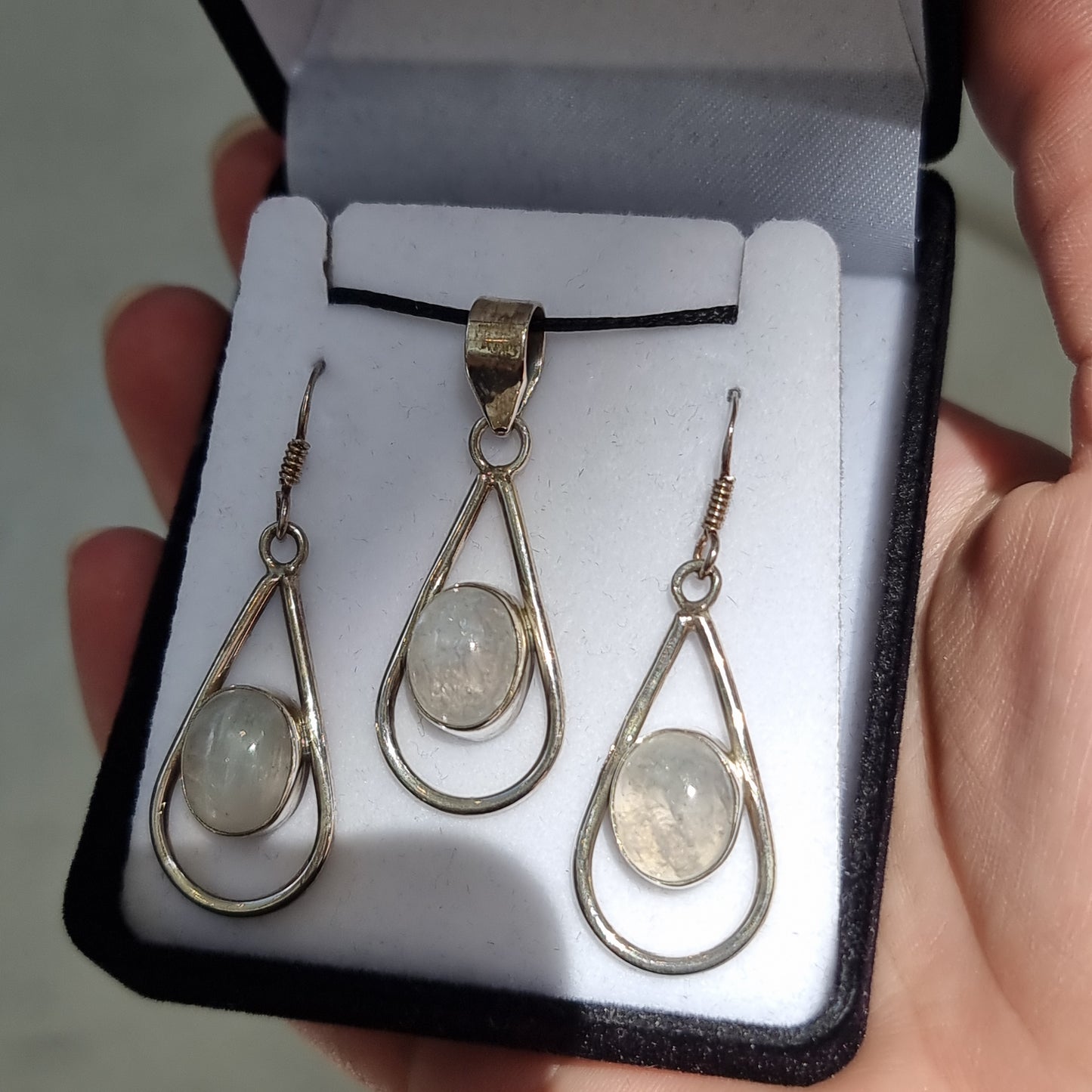 Moonstone pendant & earrings set - Rivendell Shop
