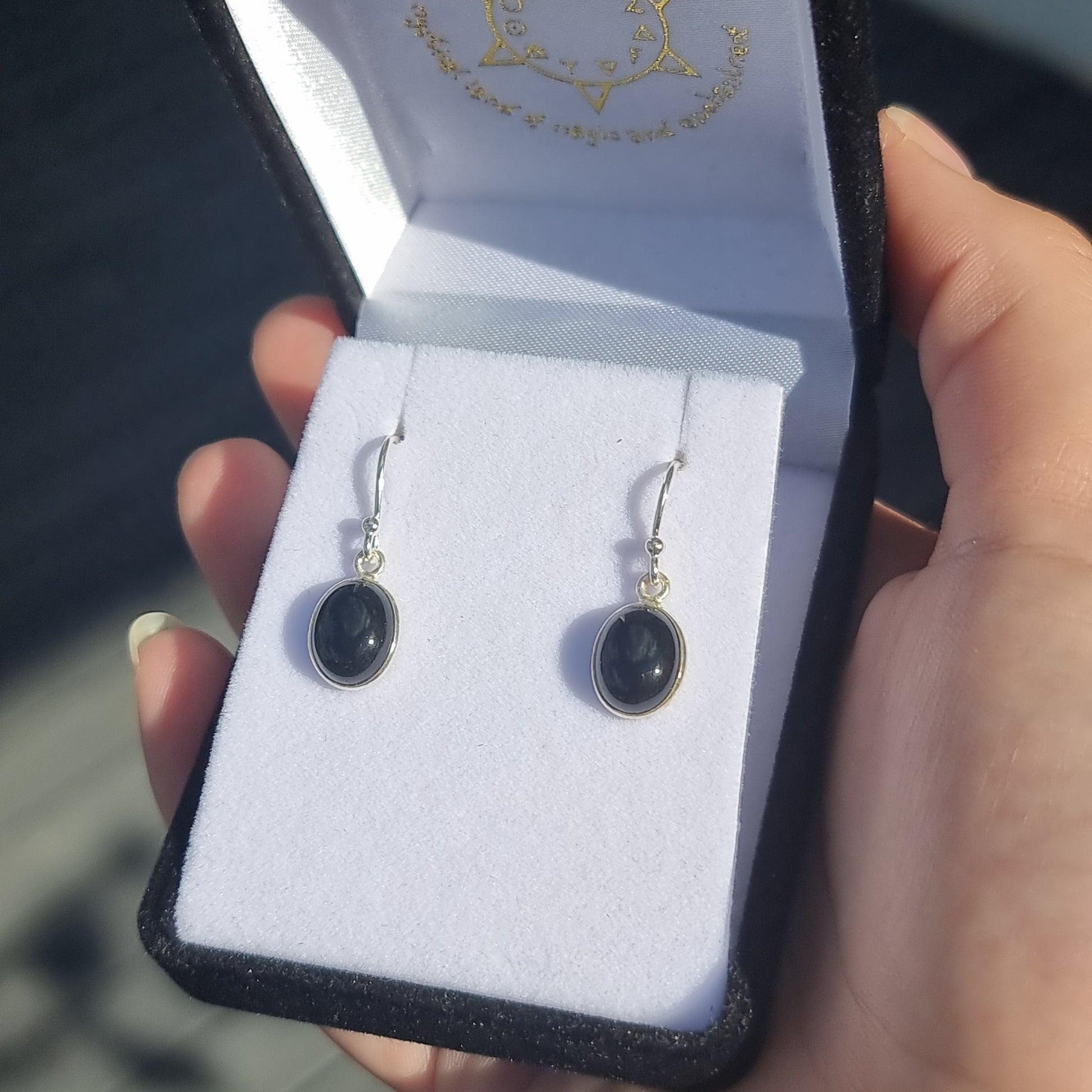 Onyx earrings - Rivendell Shop
