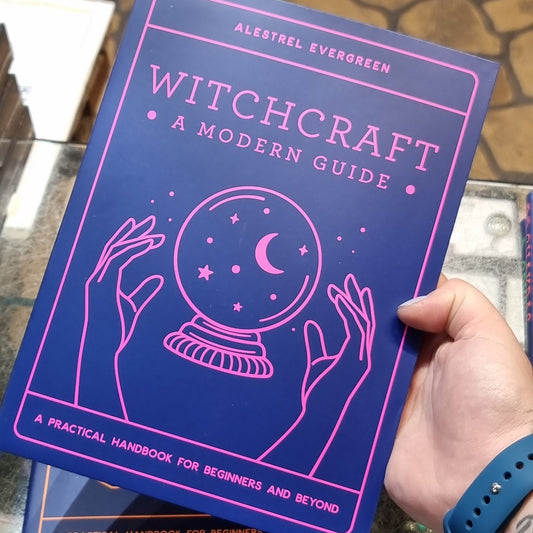 Witchcraft a modern guide - Rivendell Shop