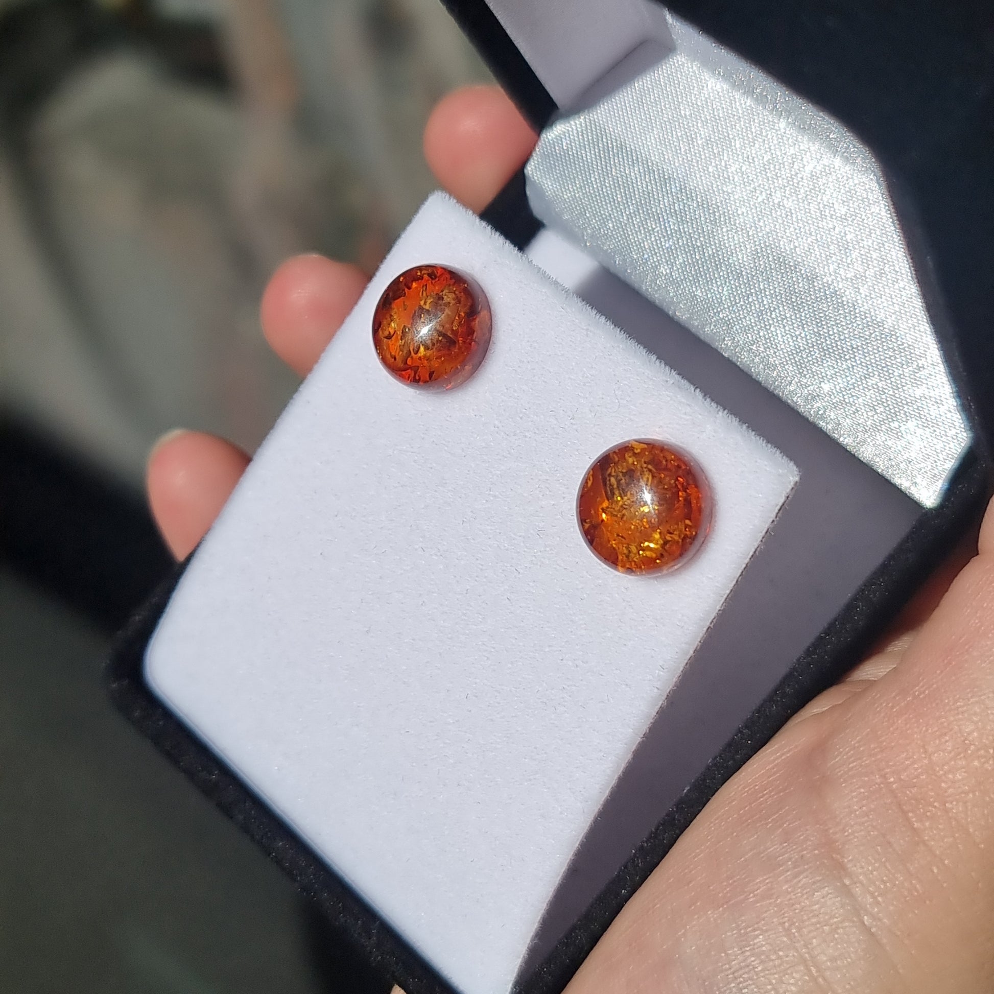 Amber studs - Rivendell Shop