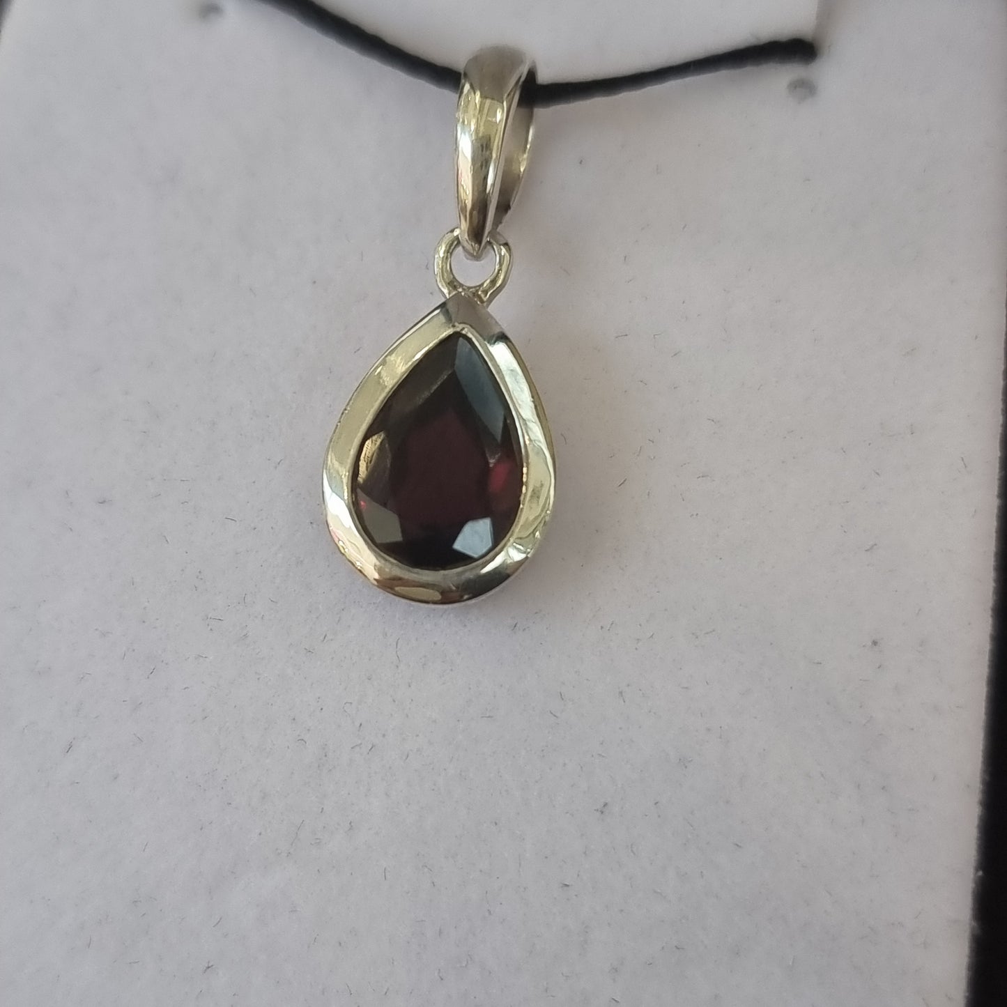 Garnet teardrop pendant - Rivendell Shop