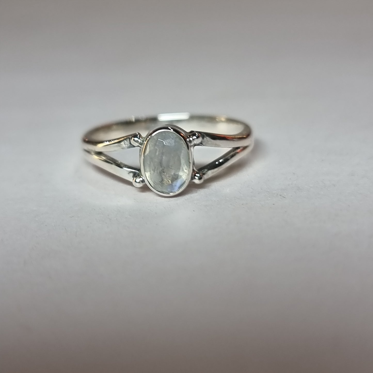 Moonstone ring - Rivendell Shop