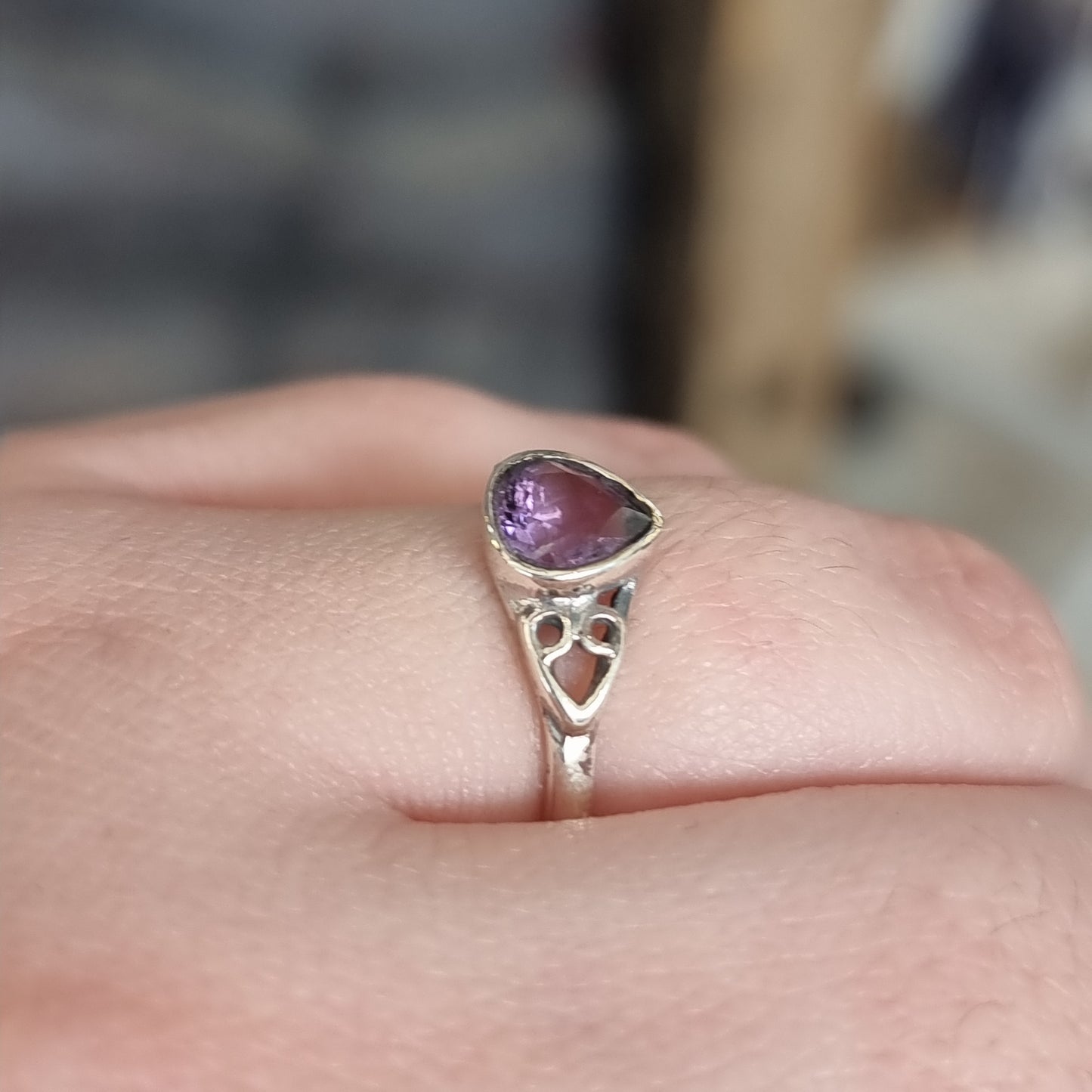 Amethyst ring - Rivendell Shop