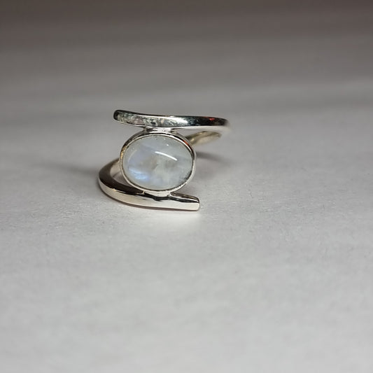 Moonstone ring - Rivendell Shop