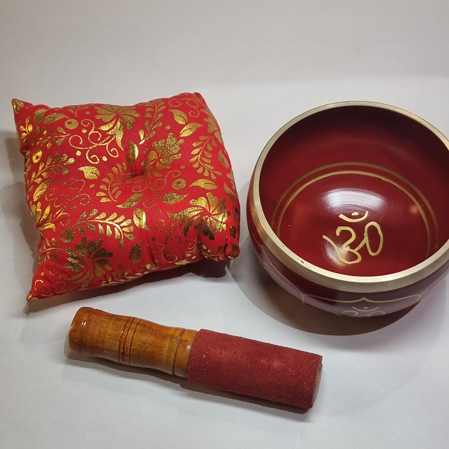 Singing bowl - red om - Rivendell Shop