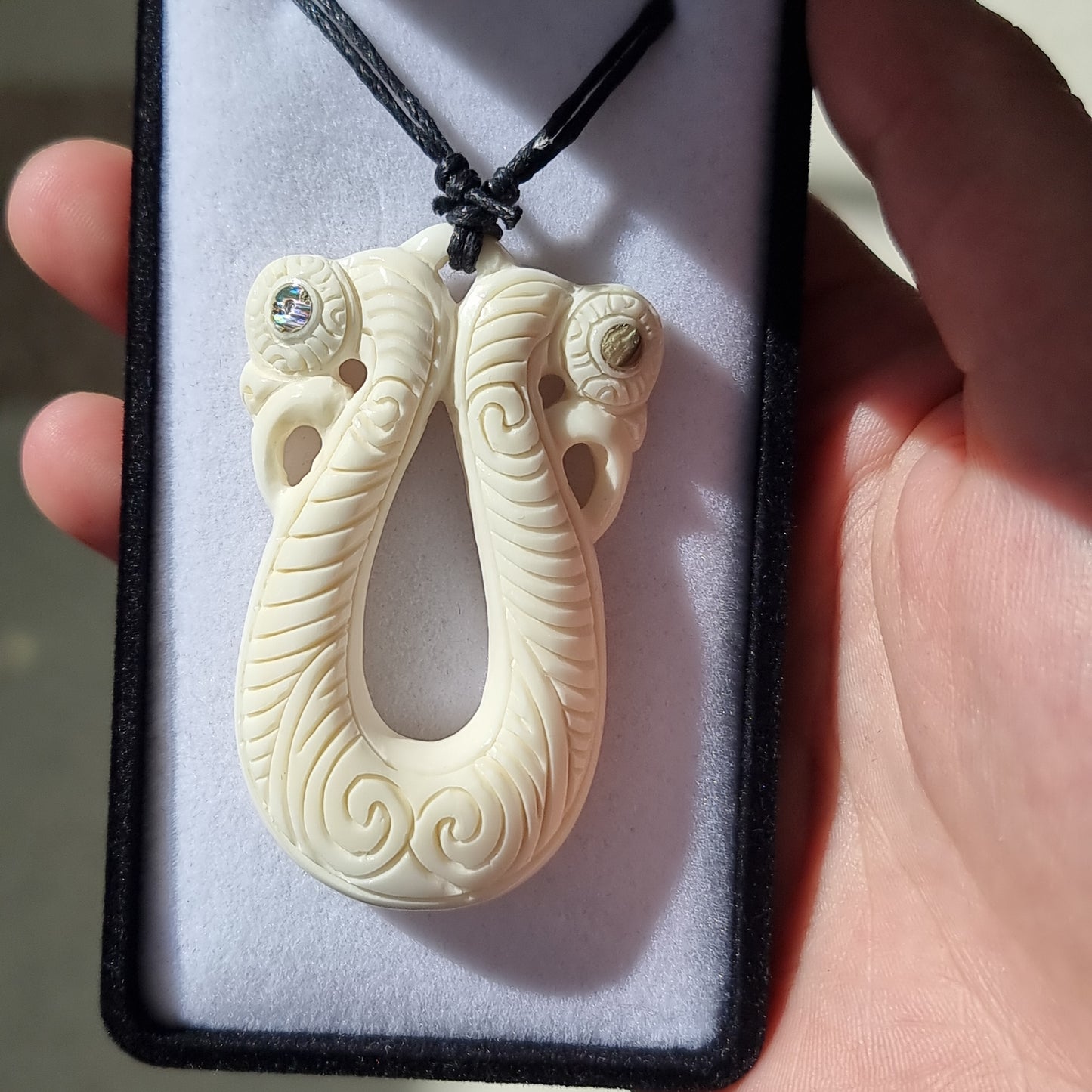 Twin manaia bone carving - Rivendell Shop