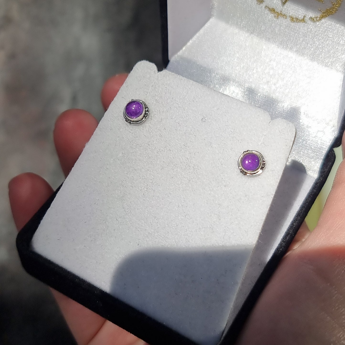 Amethyst studs - Rivendell Shop