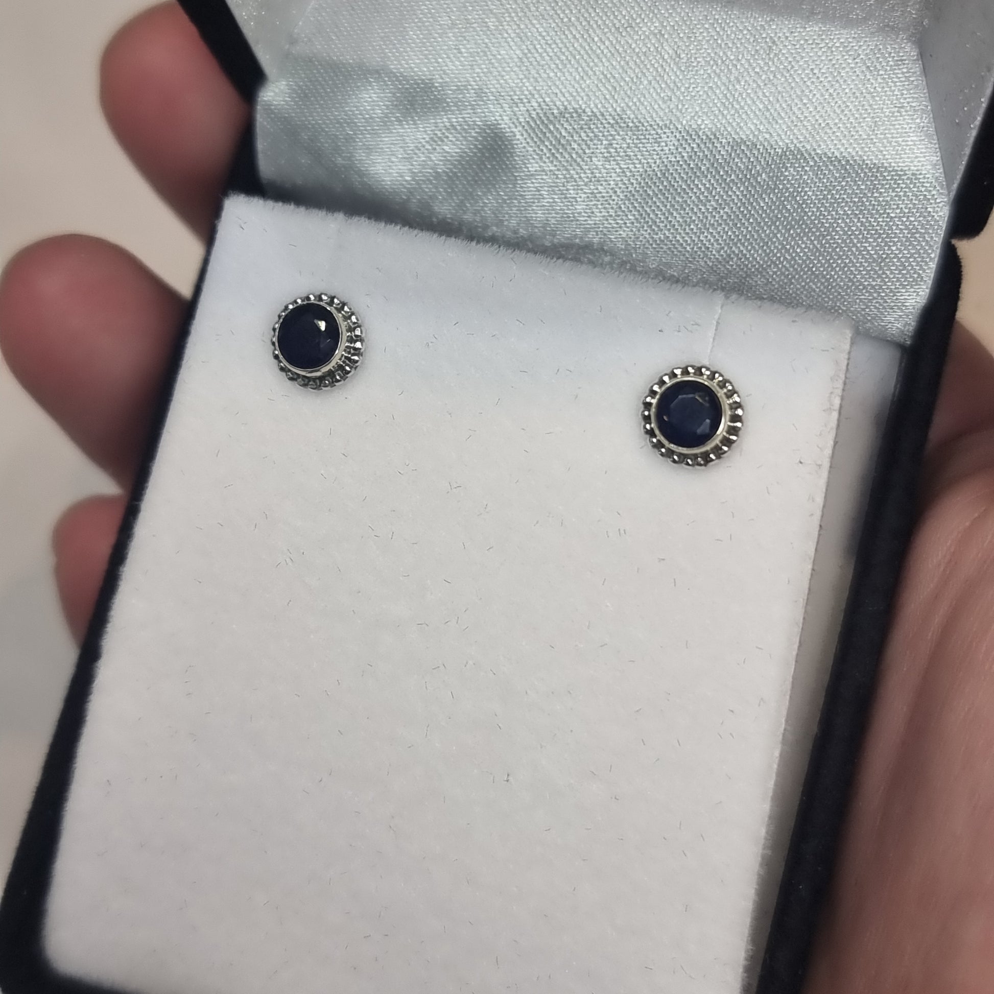 Sapphire studs - Rivendell Shop