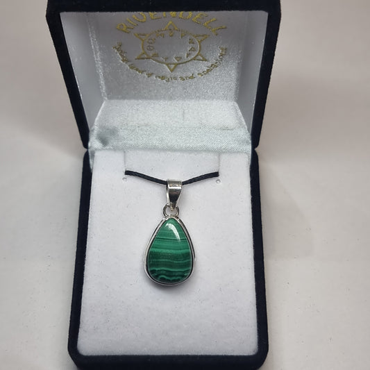 Malachite pendant - Rivendell Shop