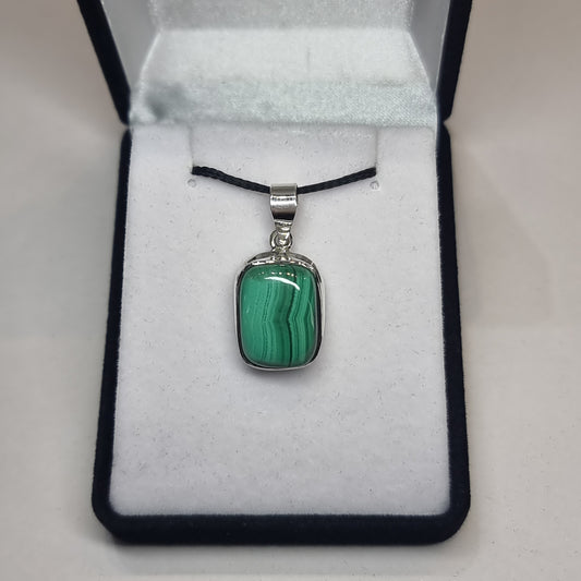 Malachite pendant - Rivendell Shop