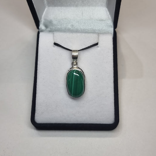 Malachite pendant - Rivendell Shop