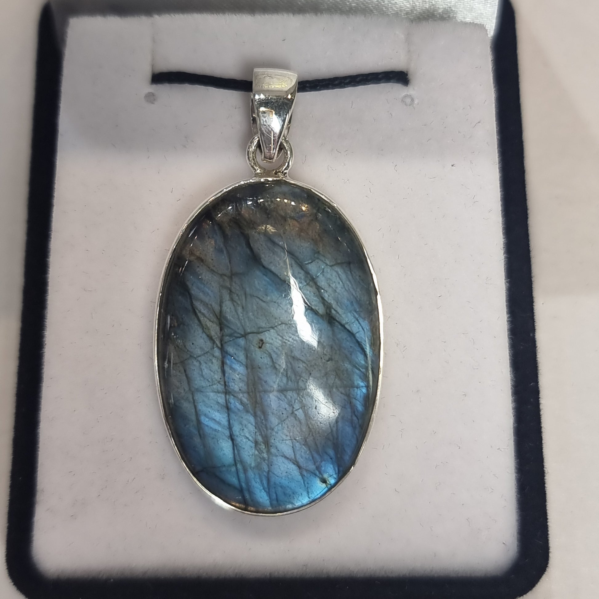 Labradorite pendant - Rivendell Shop