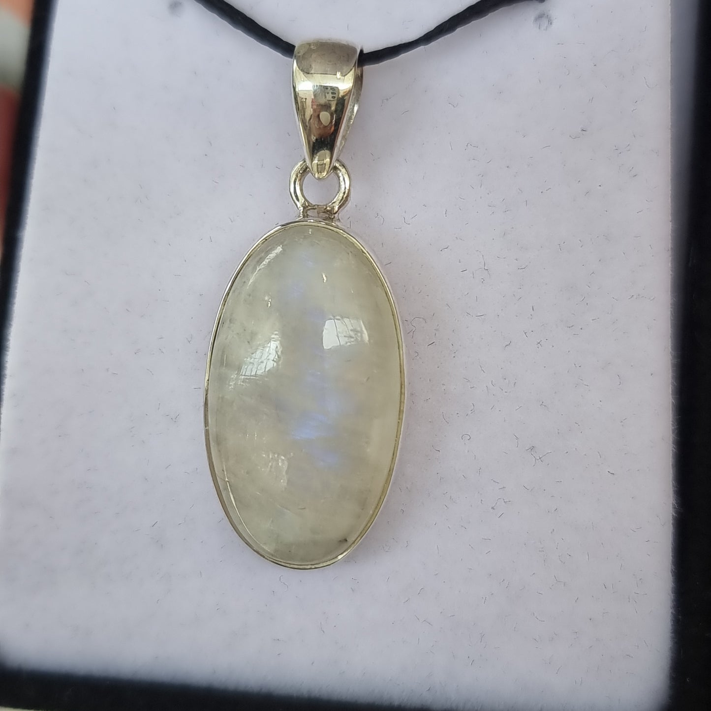 Moonstone pendant - Rivendell Shop