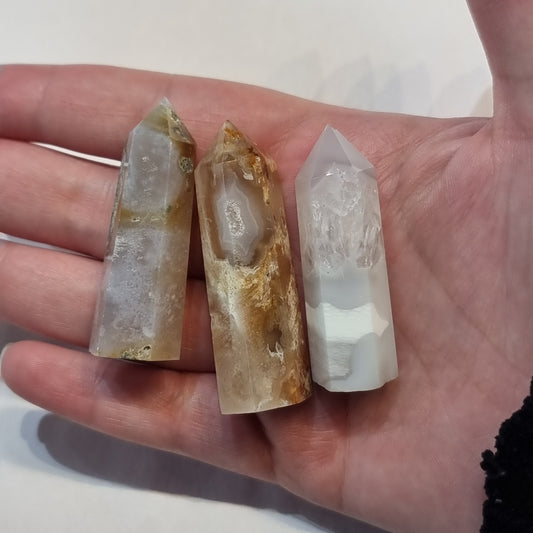Flower agate mini point - Rivendell Shop