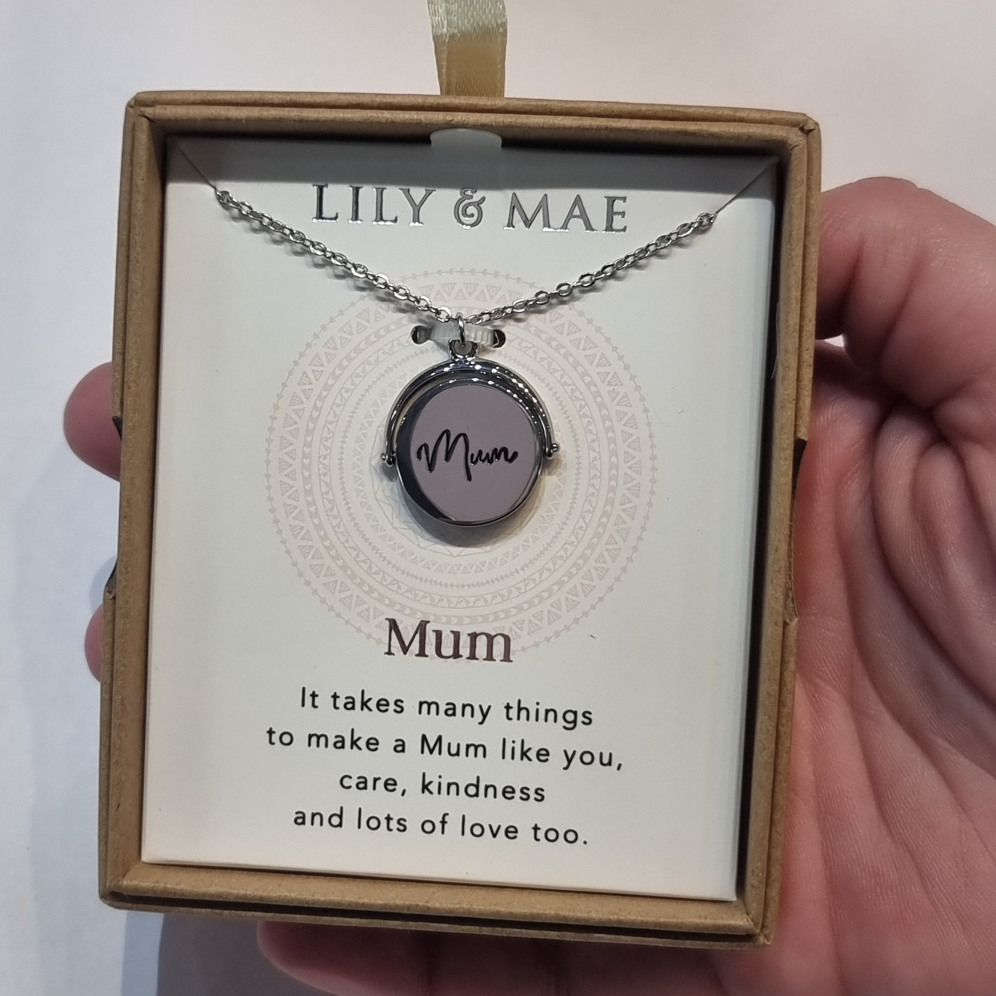 L&M spinning necklace - Mum - Rivendell Shop