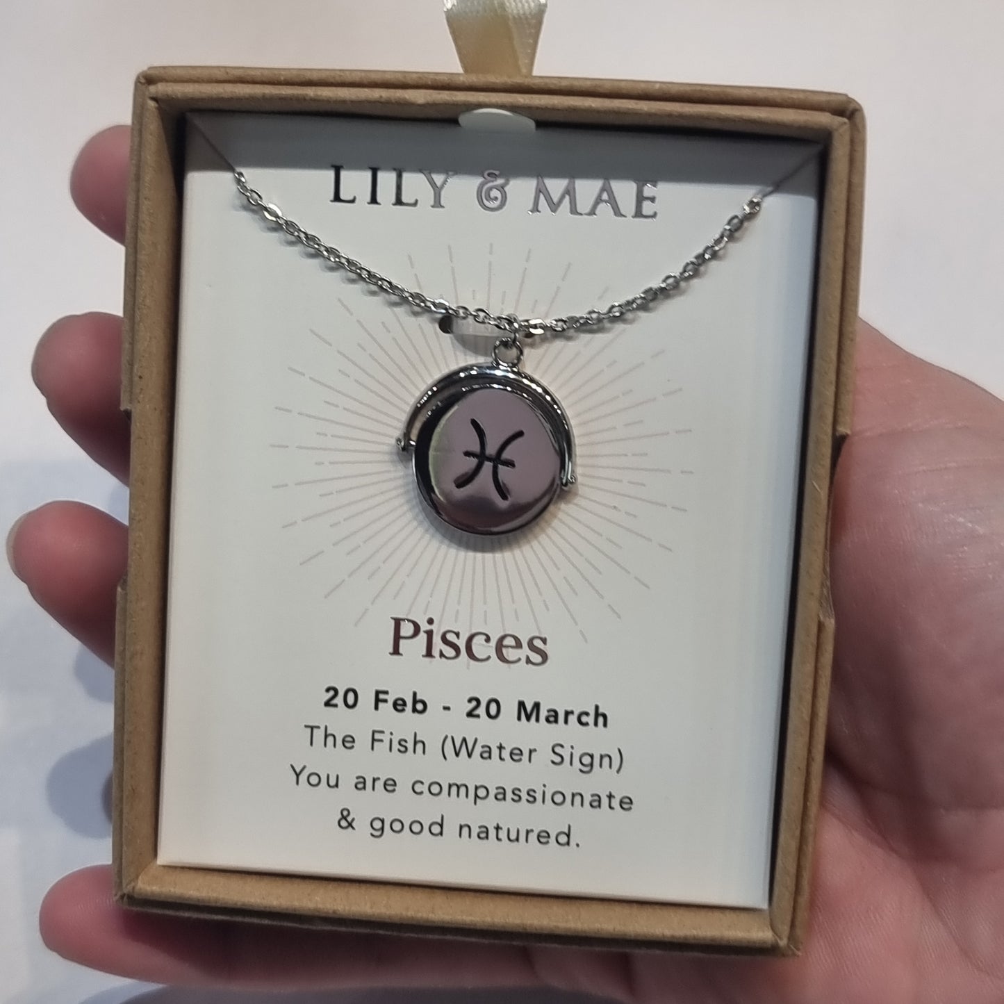 L&M spinning necklace - Pisces - Rivendell Shop