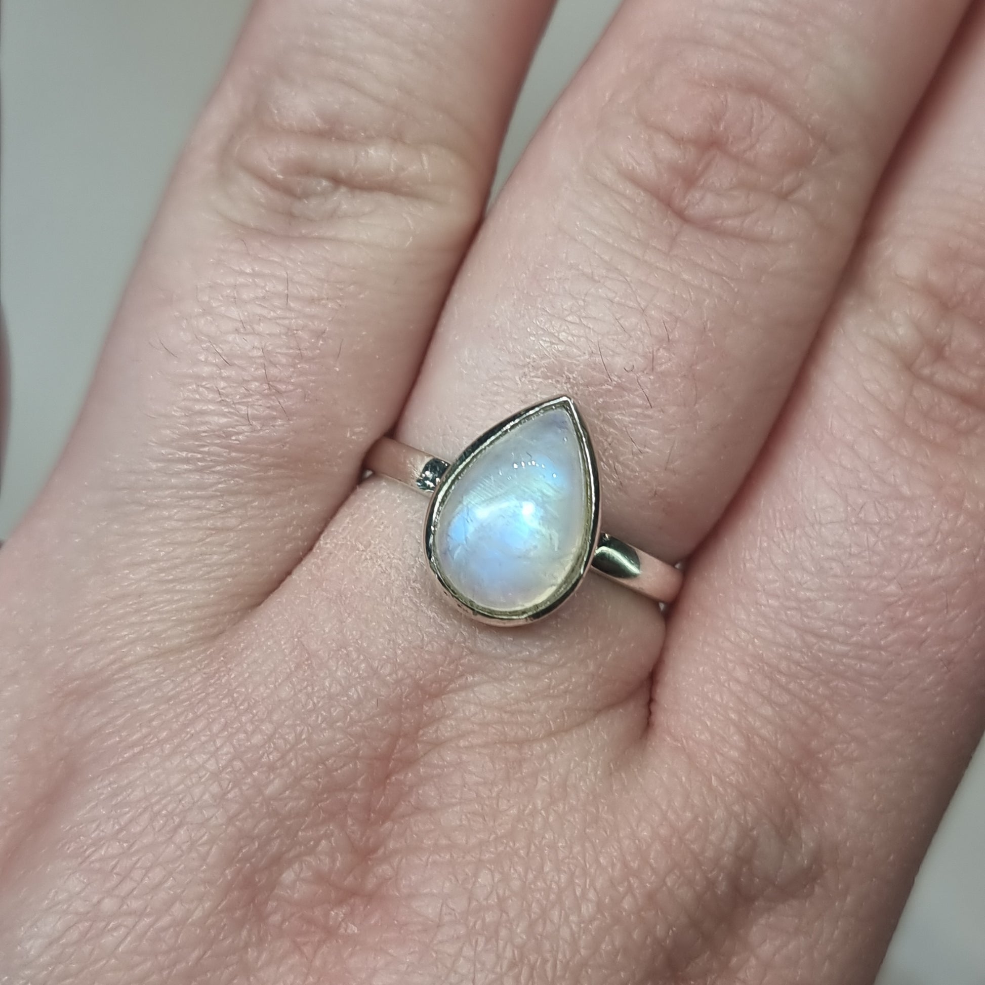 Moonstone ring - Rivendell Shop