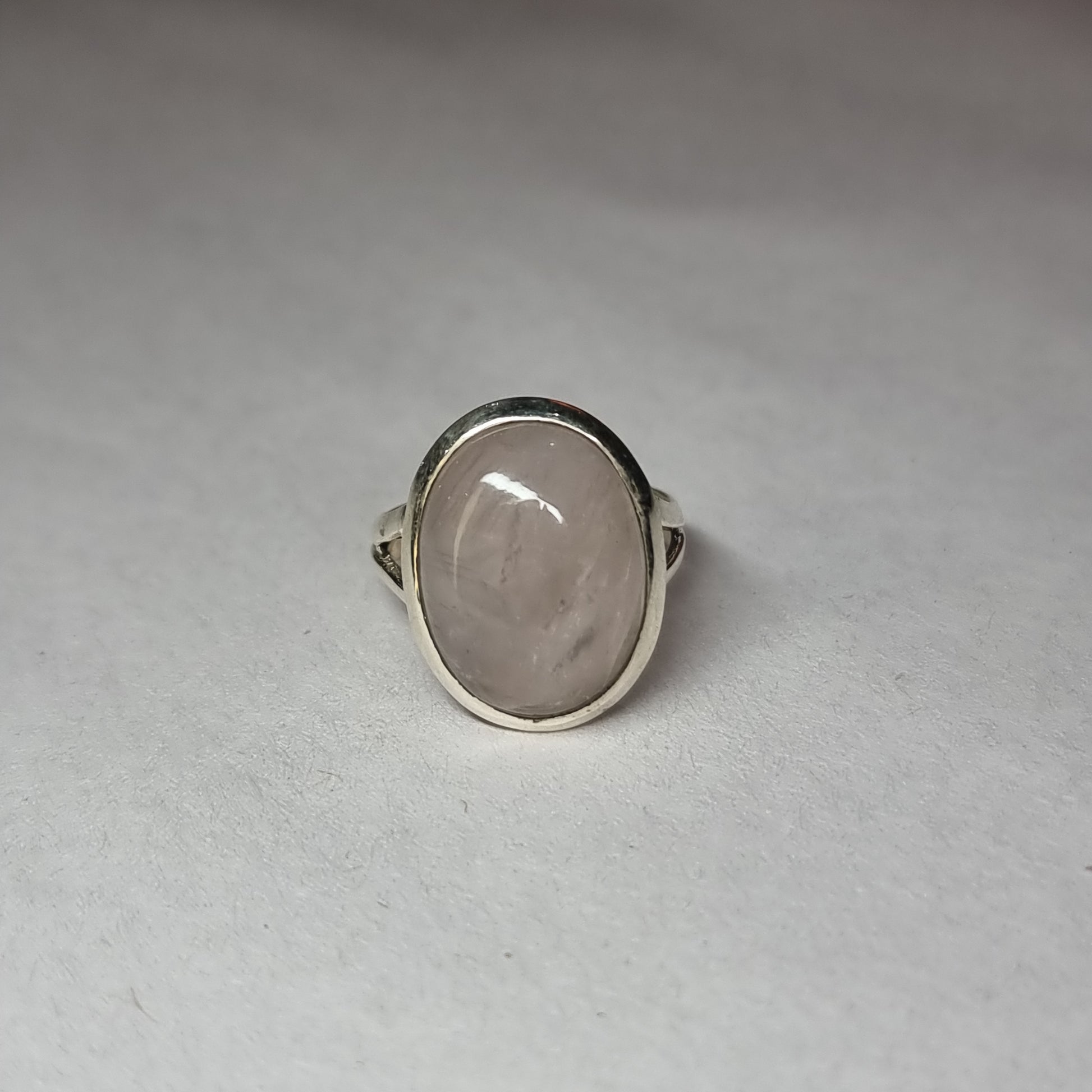 Rose quartz ring - Rivendell Shop