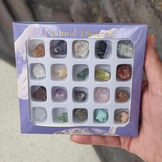 Natural mineral sets - Rivendell Shop