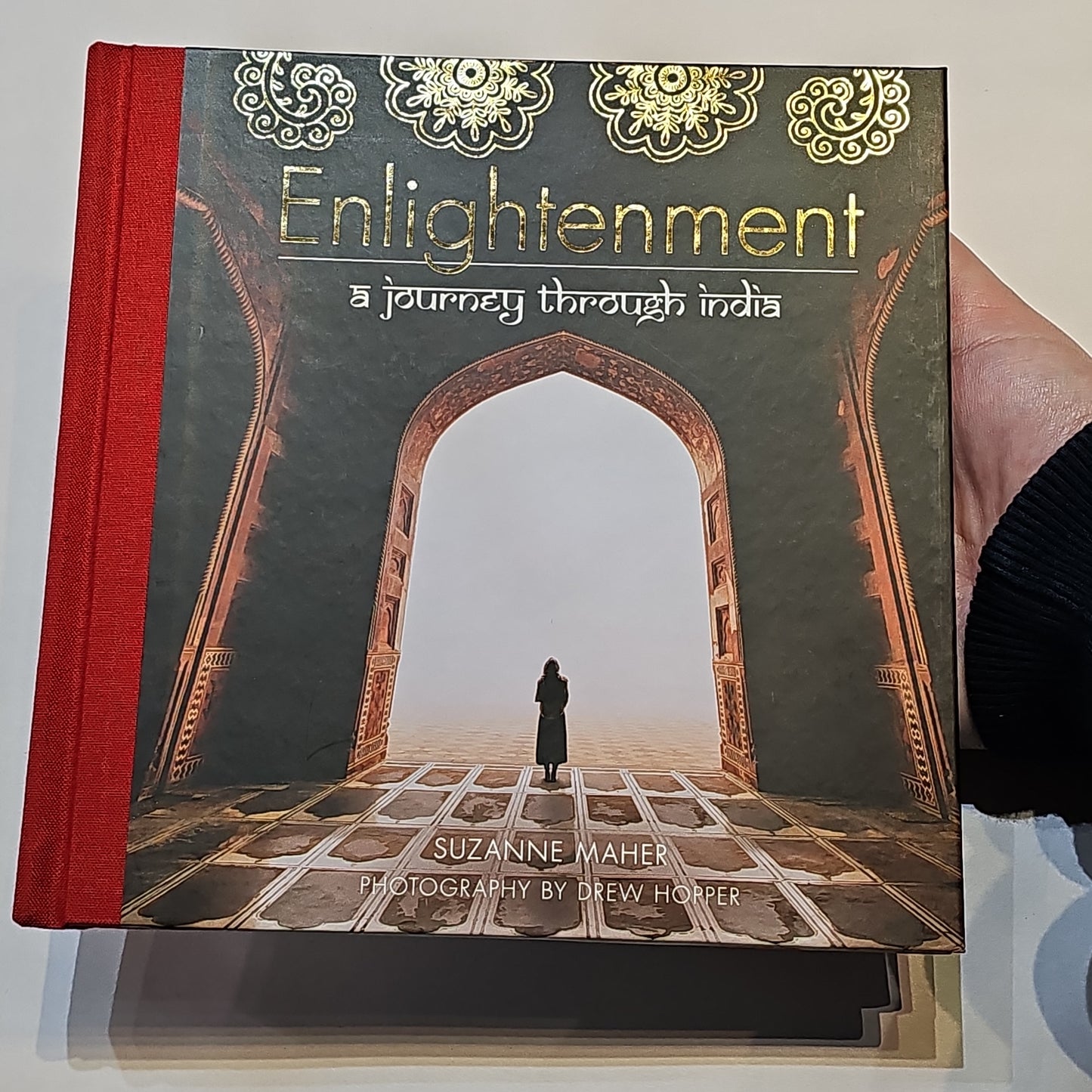 Enlightenment a journey through india - Rivendell Shop