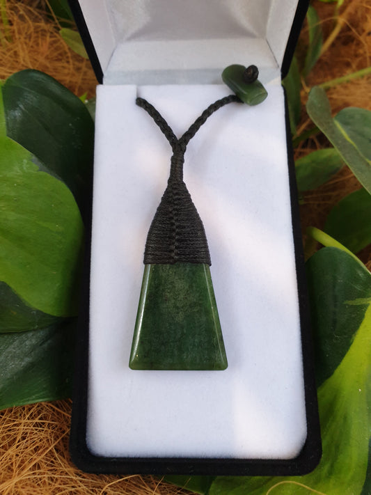 Greenstone Toki Pendant with oblique cut - Rivendell Shop