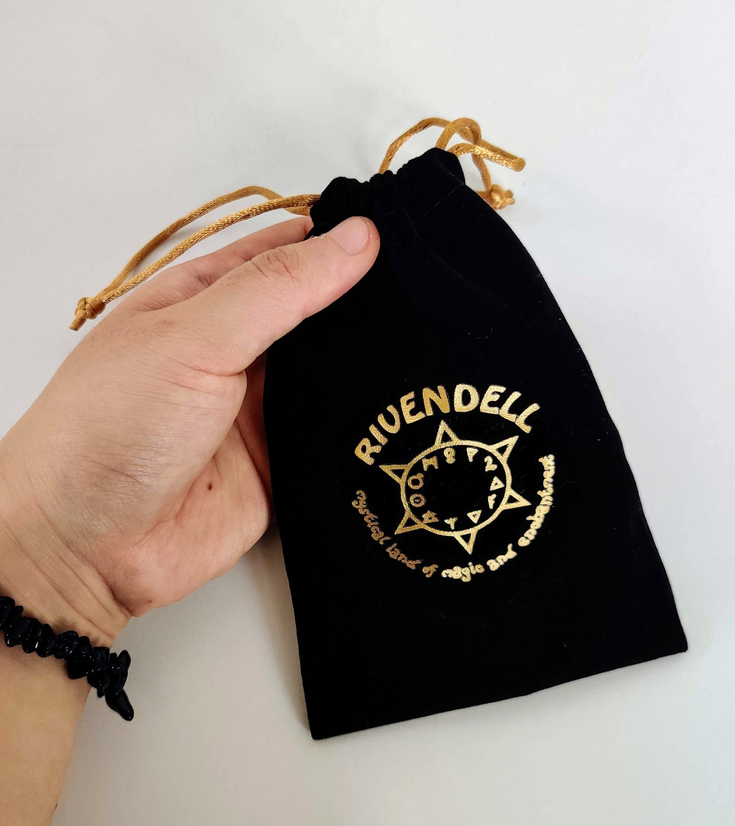 Rivendell Luxury Velvet Pouch - Rivendell Shop