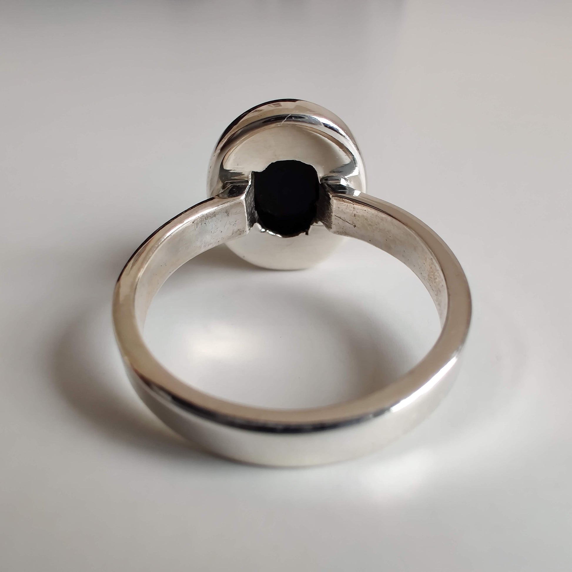 Black Onyx Oval 925 Sterling Silver Ring - Rivendell Shop