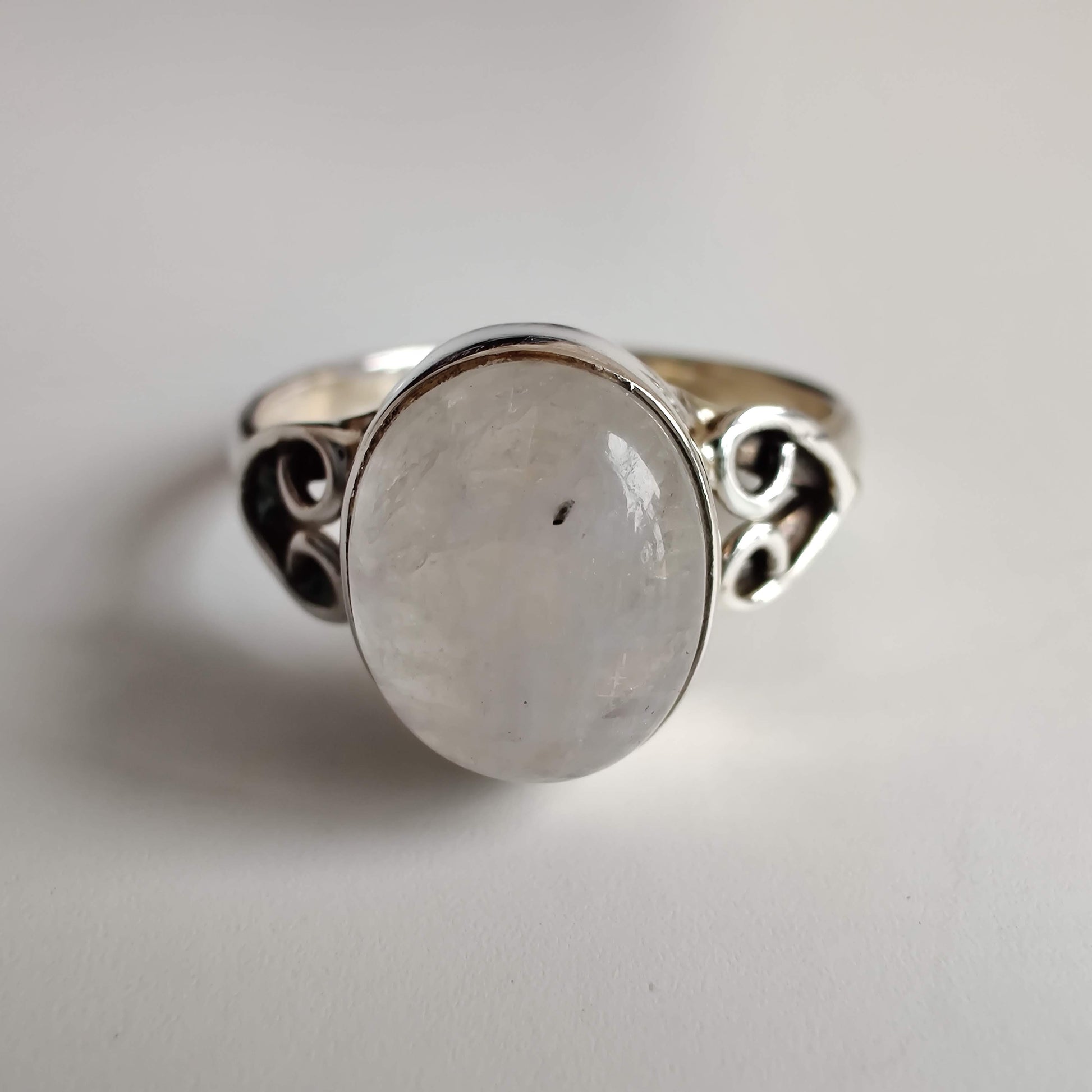 Moonstone Oval 925 Sterling Silver Ring with Heart Design - Rivendell Shop