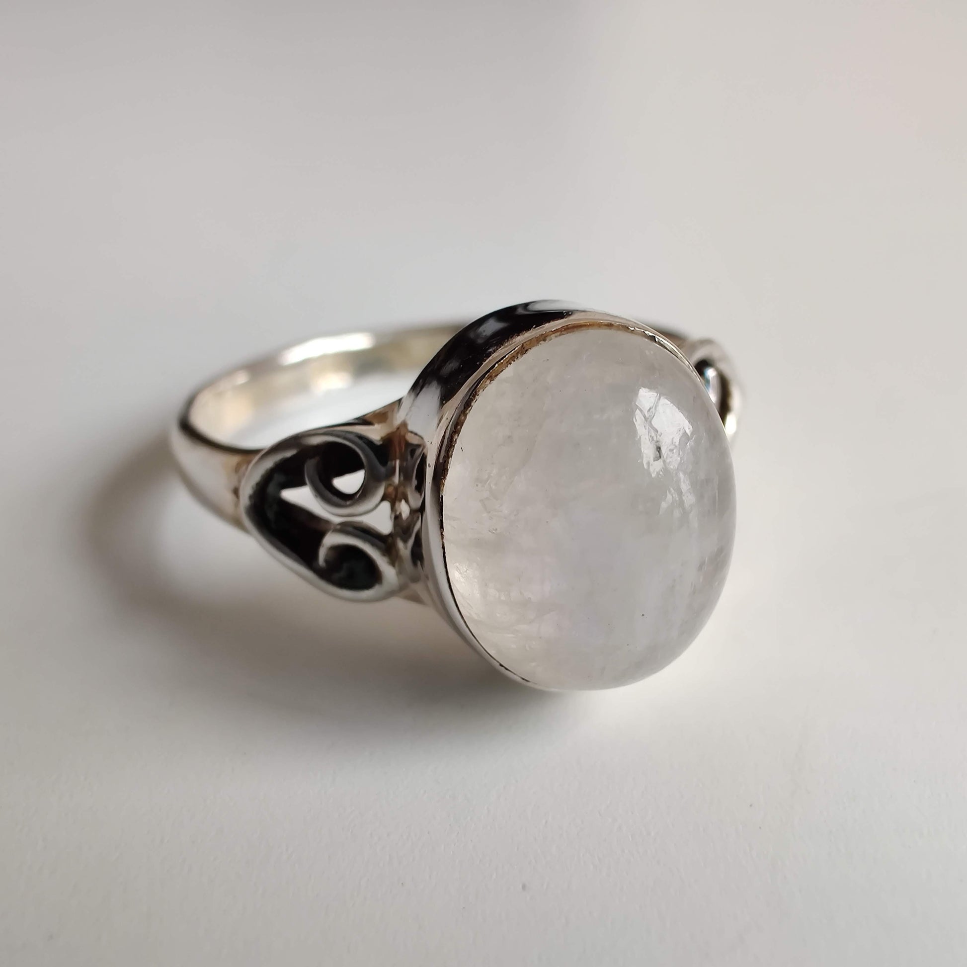 Moonstone Oval 925 Sterling Silver Ring with Heart Design - Rivendell Shop