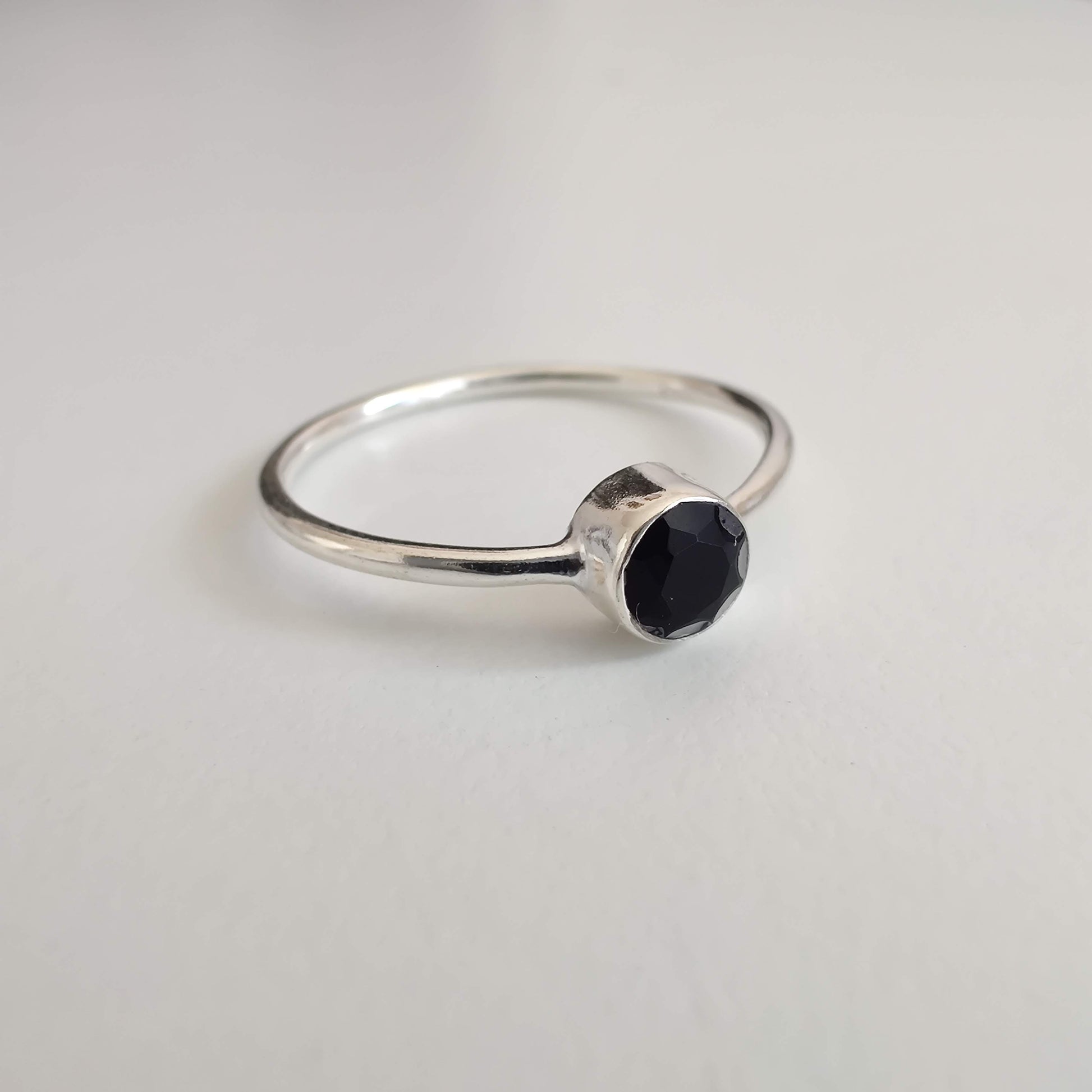 Black Onyx Delicate 925 Sterling Silver Ring - Rivendell Shop