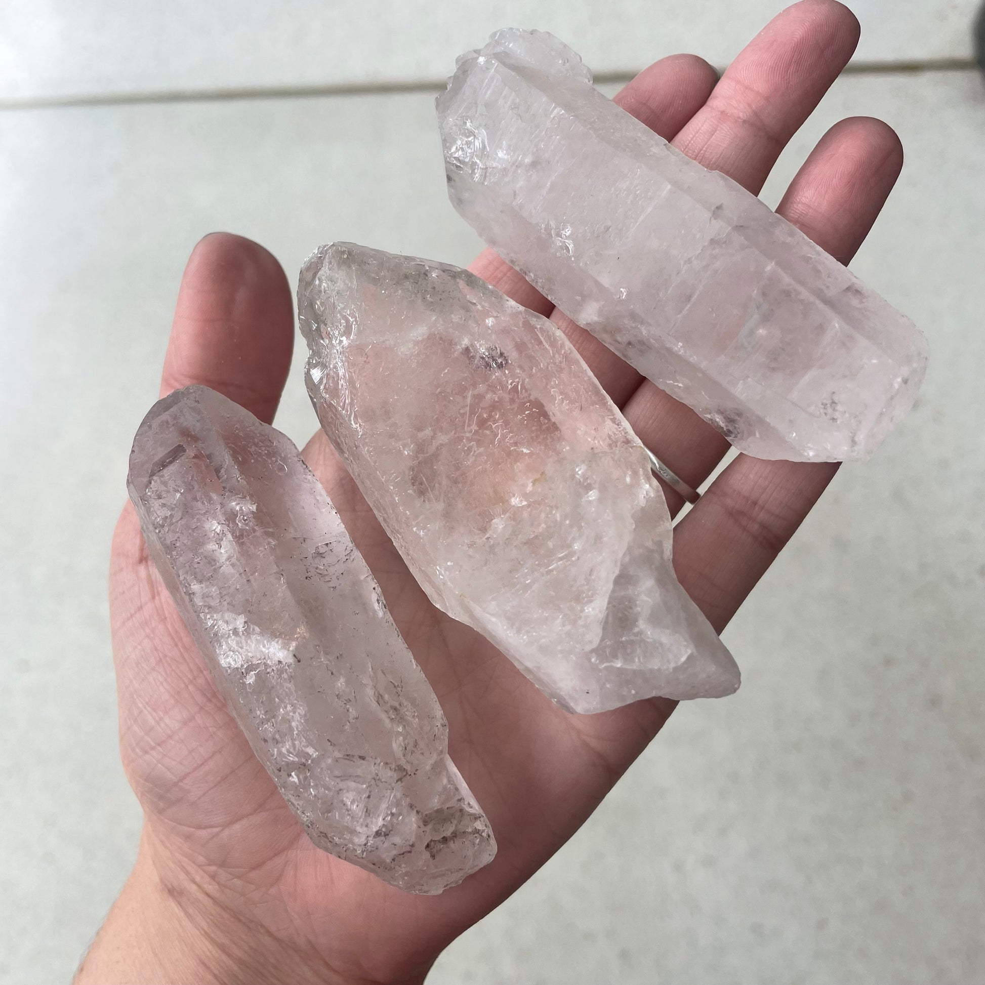 Clear Quartz Crystal Points (8-9cm) - Rivendell Shop