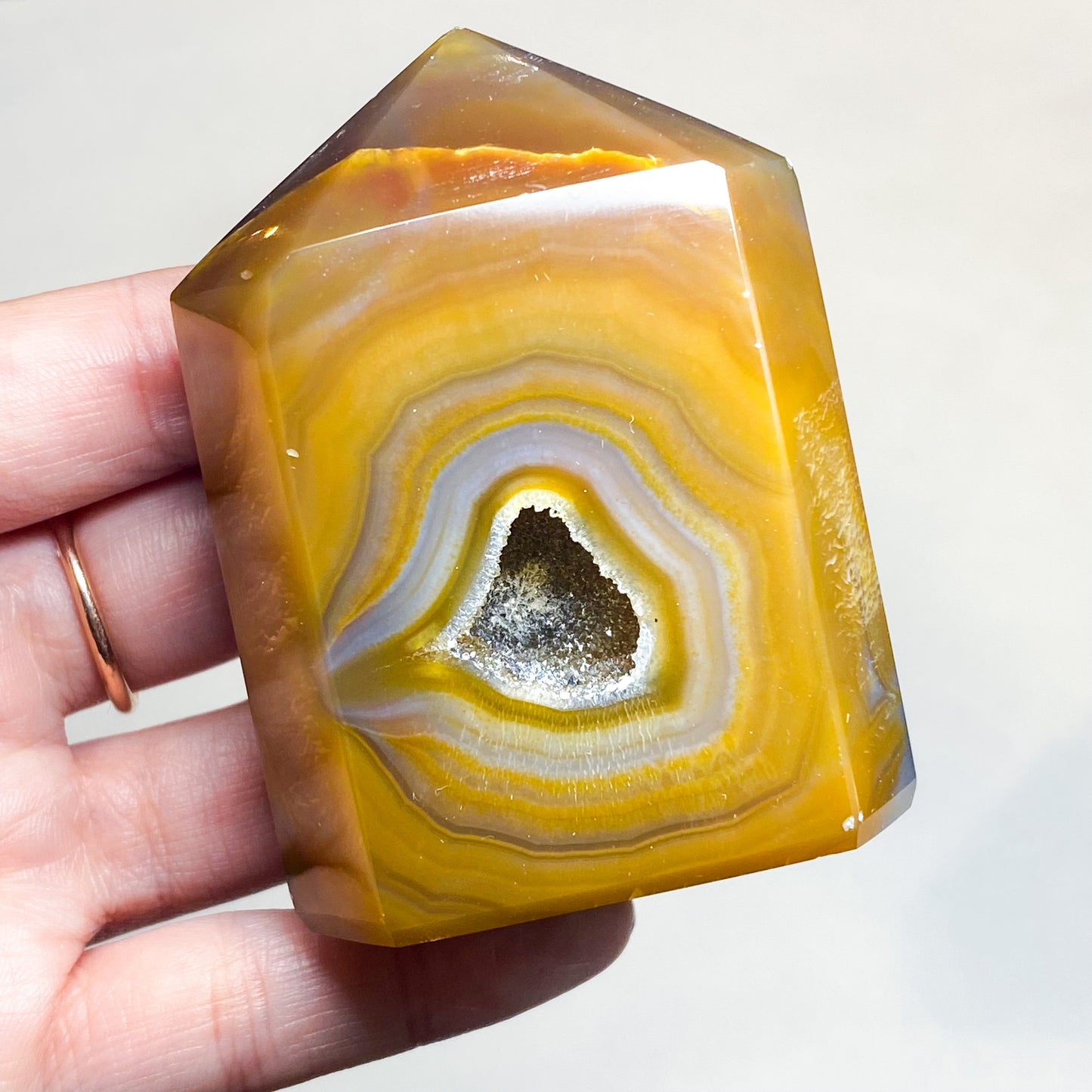 Standing Agate Piece - Rivendell Shop