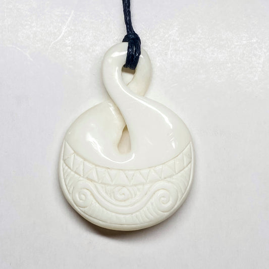 Handcarved Twist Bone Carving Pendant - Pikorua - Rivendell Shop